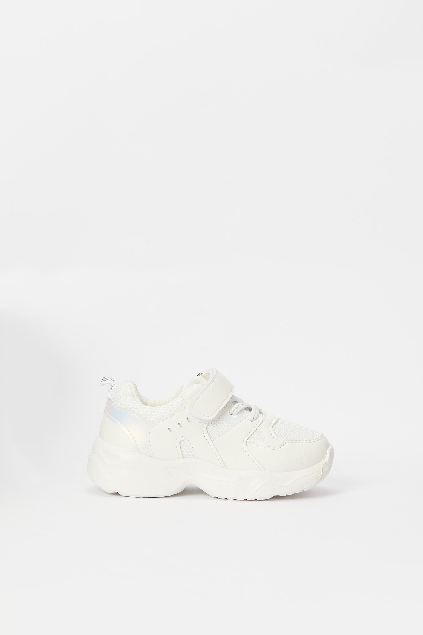 Redtag-Cream-Velcro-Strap-Trainer-(Repeat)-Category:Shoes,-Colour:Cream,-Deals:New-In,-Filter:Girls-Footwear-(3-to-5-Yrs),-GIR-Trainers,-H1:FOO,-H2:GIR,-H3:TRN,-H4:CLT,-N/A,-New-In-GIR-FOO,-Non-Sale,-S23B,-Season:S23B,-Section:Girls-(0-to-14Yrs)-Girls-3 to 5 Years