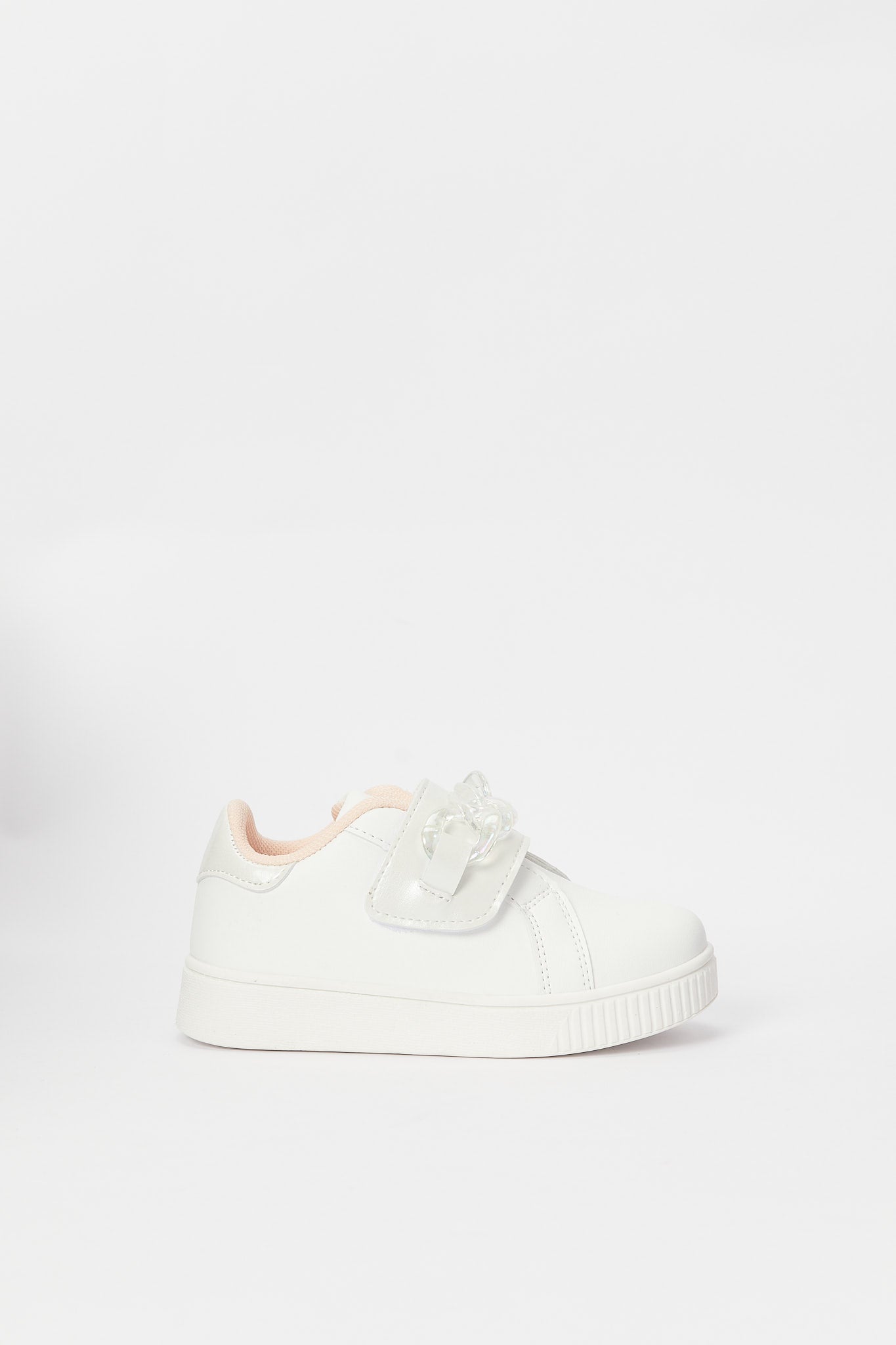 Redtag-White-Chain-Trim-Sneaker-Category:Shoes,-Colour:White,-Deals:New-In,-Filter:Girls-Footwear-(3-to-5-Yrs),-GIR-Trainers,-H1:FOO,-H2:GIR,-H3:TRN,-H4:CLT,-N/A,-New-In-GIR-FOO,-Non-Sale,-S23B,-Season:S23B,-Section:Girls-(0-to-14Yrs)-Girls-3 to 5 Years