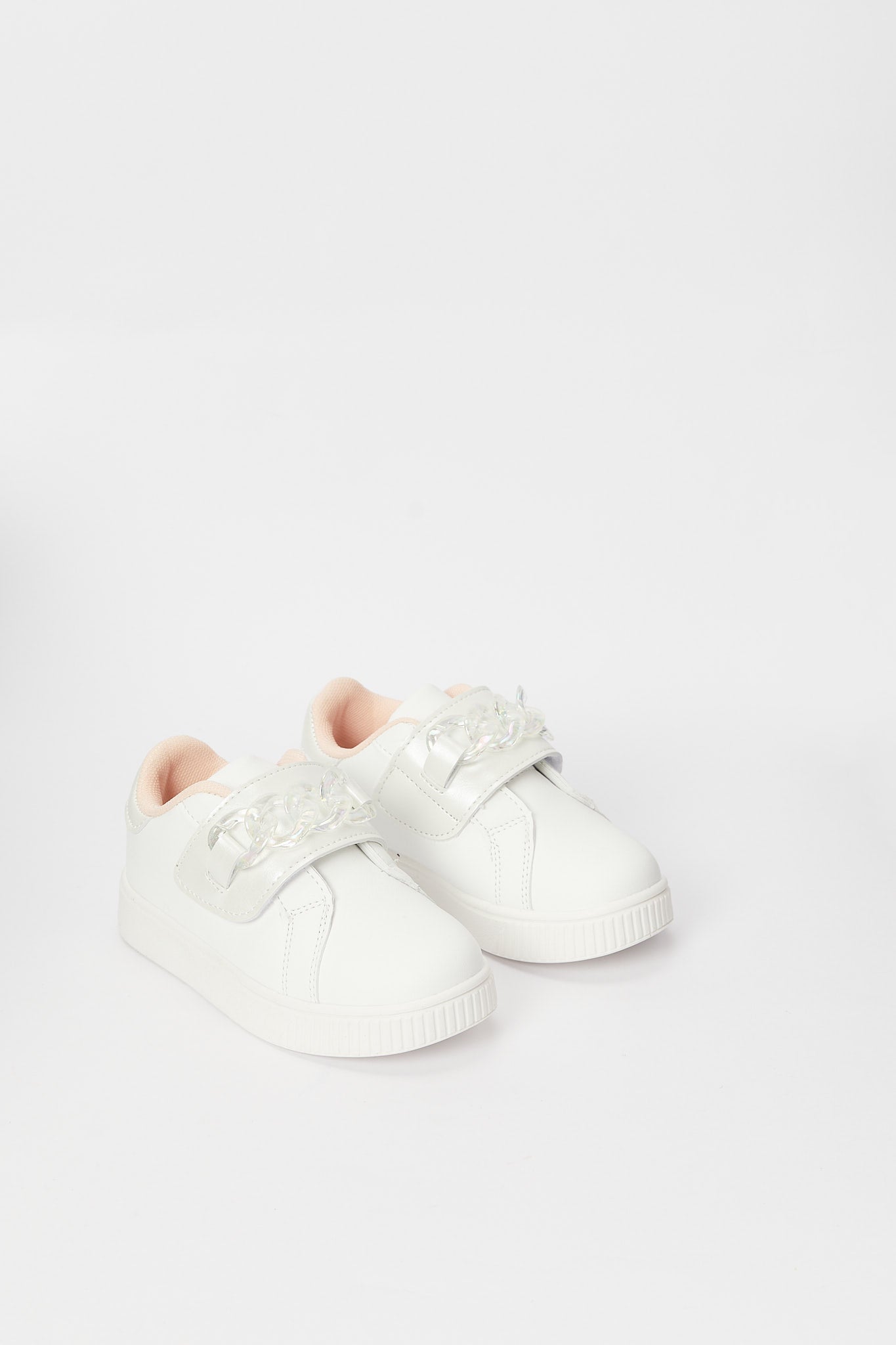 Redtag-White-Chain-Trim-Sneaker-Category:Shoes,-Colour:White,-Deals:New-In,-Filter:Girls-Footwear-(3-to-5-Yrs),-GIR-Trainers,-H1:FOO,-H2:GIR,-H3:TRN,-H4:CLT,-N/A,-New-In-GIR-FOO,-Non-Sale,-S23B,-Season:S23B,-Section:Girls-(0-to-14Yrs)-Girls-3 to 5 Years