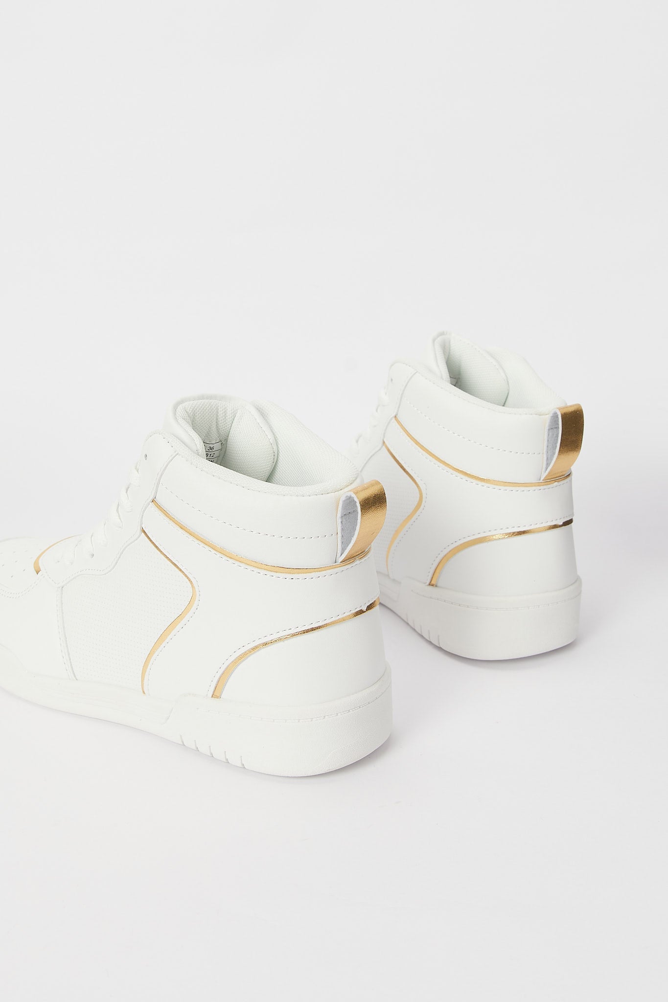 Redtag-White-Hightop-Category:Shoes,-Colour:White,-Deals:New-In,-Filter:Women's-Footwear,-H1:FOO,-H2:LAD,-H3:TRN,-H4:CLT,-N/A,-New-In-Women-FOO,-Non-Sale,-S23B,-Season:S23B,-Section:Women,-Women-Trainers-Women's-