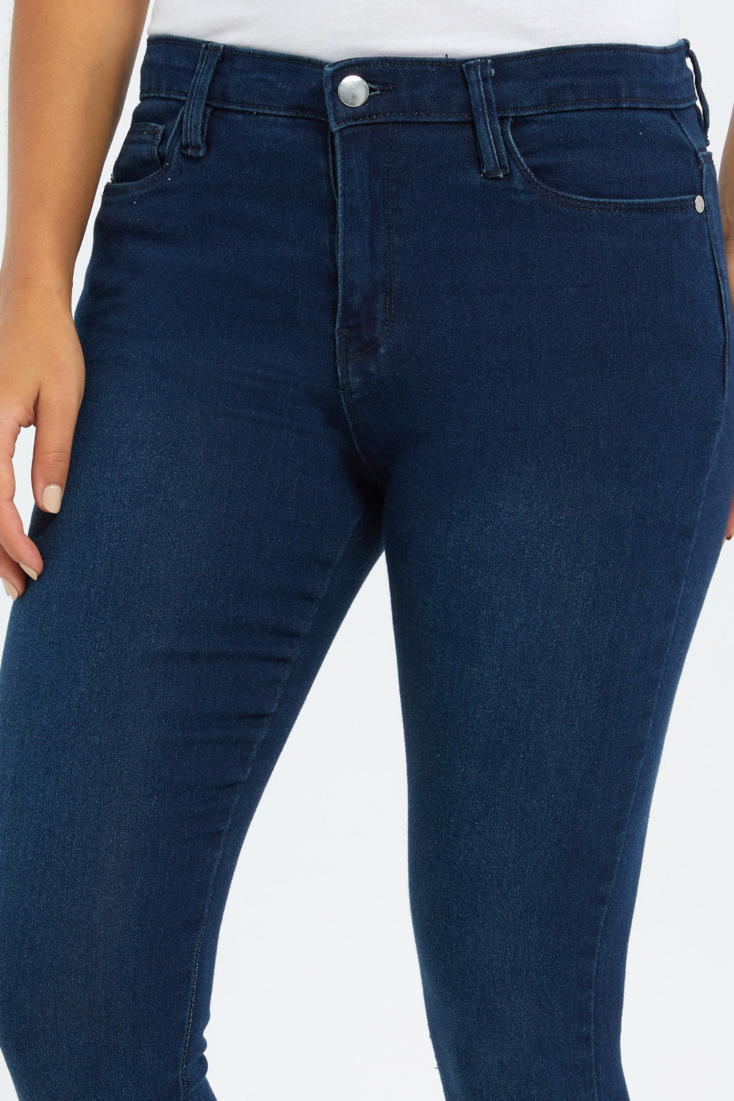Redtag-Women-Vintage-Wash-Skinny-Low-Waist-Jeans-Category:Jeans,-Colour:Denim,-Deals:2-FOR-90,-Deals:New-In,-Dept:Ladieswear,-Filter:Women's-Clothing,-H1:LWR,-H2:LAD,-H3:DNB,-H4:JNS,-New-In-Women-APL,-Non-Sale,-S23B,-Season:S23B,-Section:Women,-TBL,-Women-Jeans-Women's-