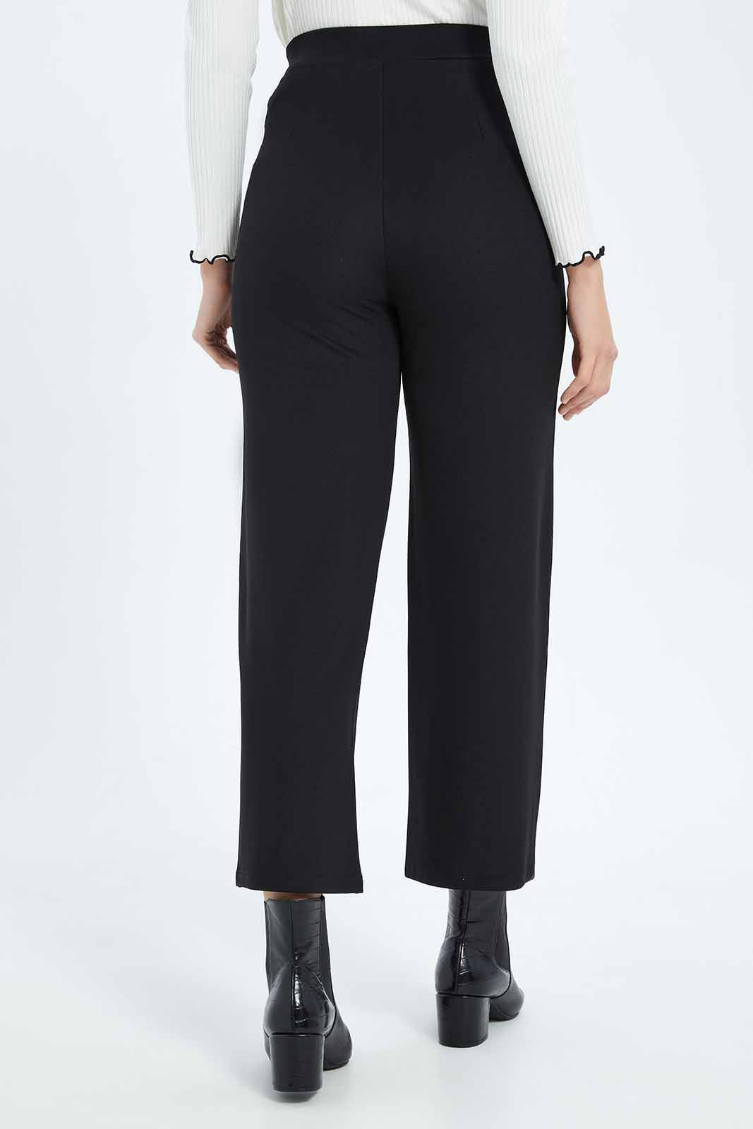 Redtag-Women-Straight-Wide-Legged-Trouser-Category:Trousers,-Colour:Black,-Deals:New-In,-Dept:Ladieswear,-Filter:Women's-Clothing,-LMC,-New-In-Women-APL,-Non-Sale,-S23A,-Section:Women,-Women-Trousers--