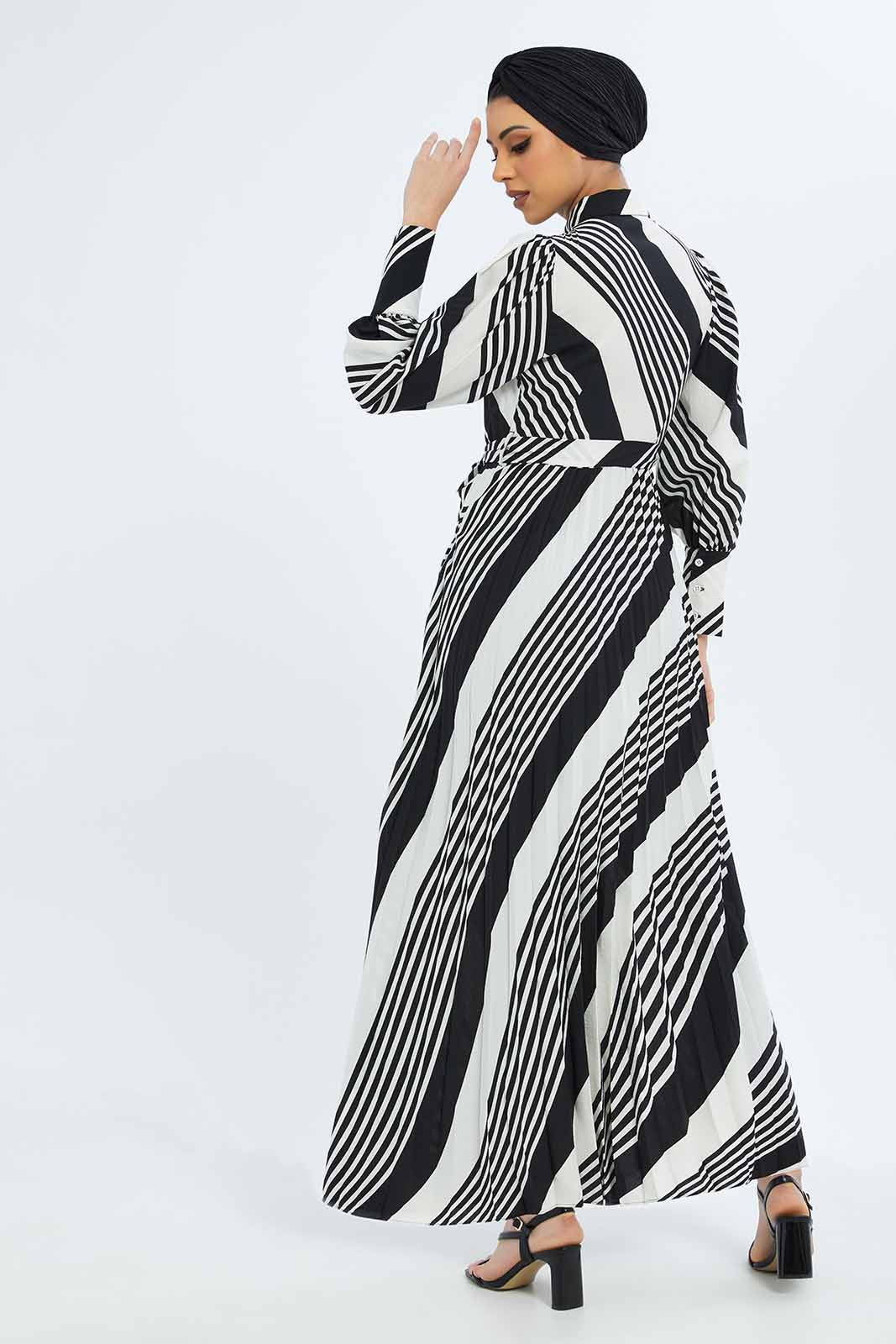 Redtag-Women-Striped-Belted-Long-Sleeve-Dress-Category:Dresses,-Colour:Assorted,-Deals:New-In,-Dept:Ladieswear,-Filter:Women's-Clothing,-LMC,-New-In-Women-APL,-Non-Sale,-S23A,-Section:Women,-Women-Dresses--
