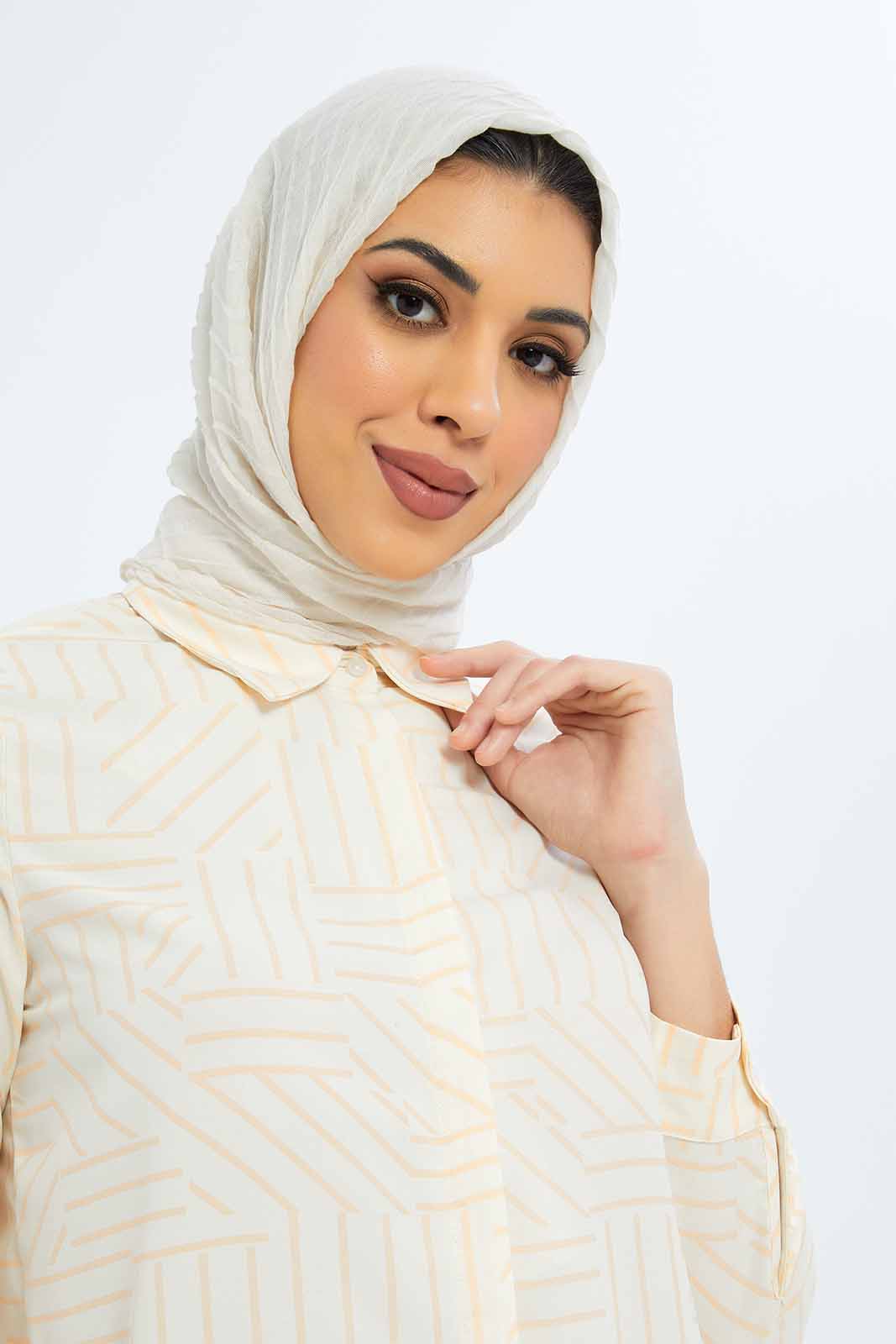 Redtag-Women-Soft-Blush-Printed-Collared-Shirt-Category:Blouses,-Colour:Assorted,-Deals:New-In,-Dept:Ladieswear,-Filter:Women's-Clothing,-LMC,-New-In-Women-APL,-Non-Sale,-S23B,-Section:Women,-Women-Blouses--