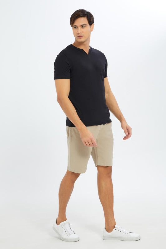 Redtag-Men-Beige-Knee-Length-Shorts-Category:Shorts,-Colour:Beige,-Deals:New-In,-Dept:Menswear,-Filter:Men's-Clothing,-Men-Shorts,-New-In-Men-APL,-Non-Sale,-S23C,-Section:Men-Men's-