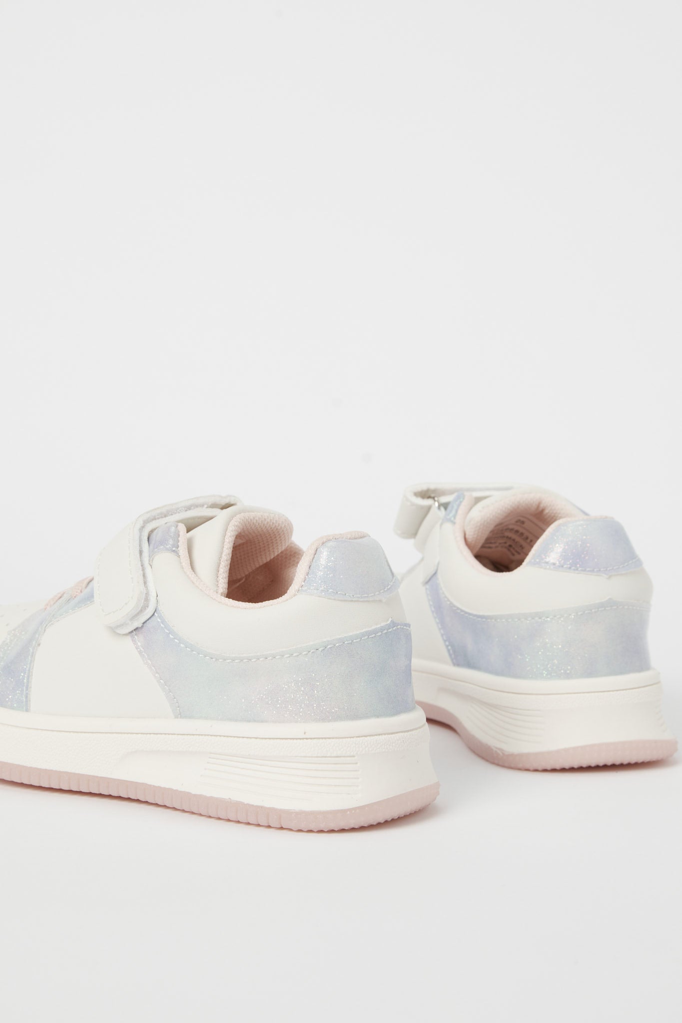 Redtag-White-Velcro-Sneaker-Category:Shoes,-Colour:White,-Deals:New-In,-Filter:Girls-Footwear-(3-to-5-Yrs),-GIR-Trainers,-H1:FOO,-H2:GIR,-H3:TRN,-H4:CLT,-N/A,-New-In-GIR-FOO,-Non-Sale,-S23B,-Season:S23B,-Section:Girls-(0-to-14Yrs)-Girls-3 to 5 Years