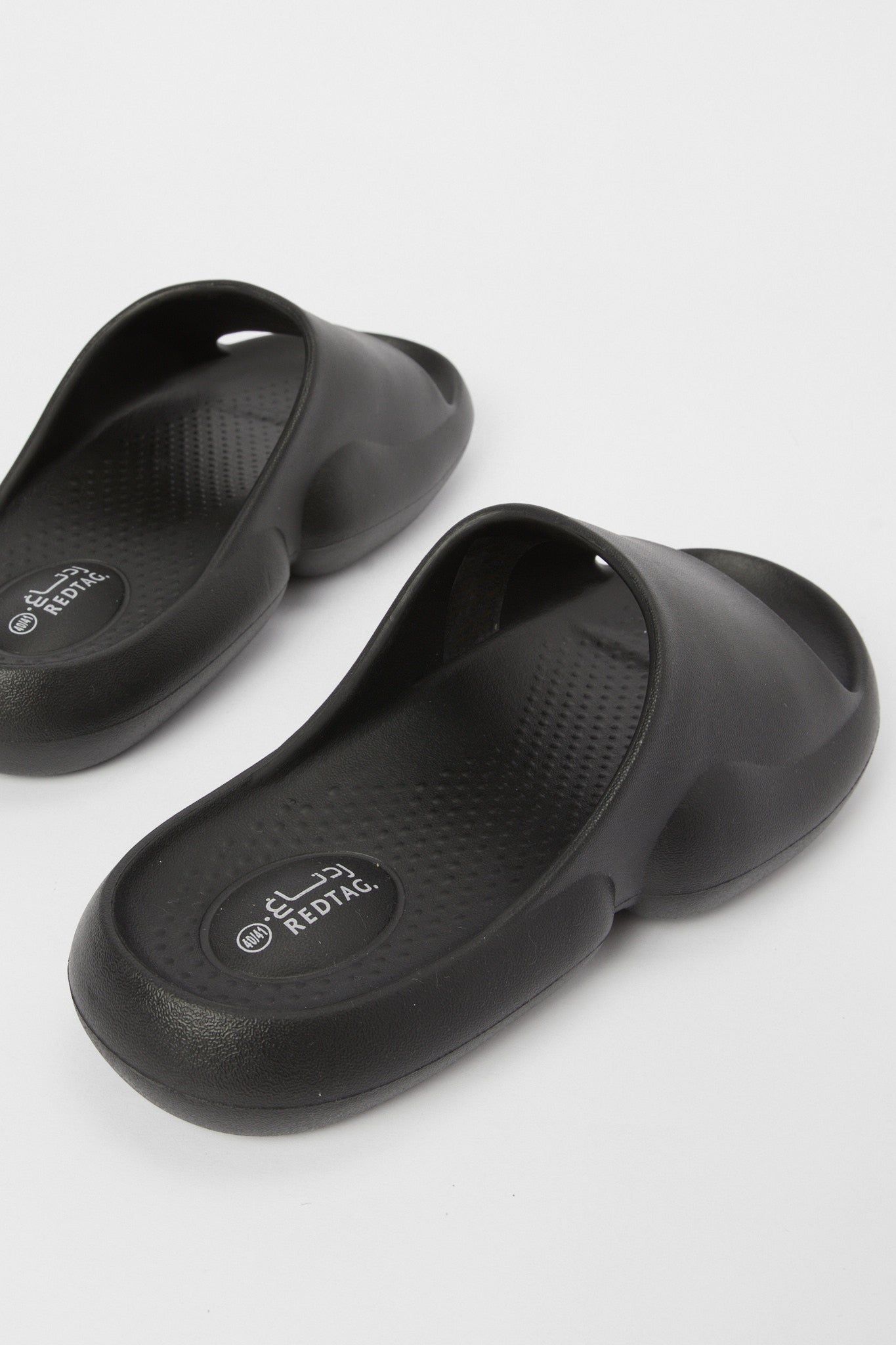 Redtag-Black-Moulded-Platform-Slide-Category:Shoes,-Colour:Black,-Deals:New-In,-Filter:Men's-Footwear,-H1:FOO,-H2:GEN,-H3:SAF,-H4:FLF,-Men-Flip-Flops,-N/A,-New-In-Men-FOO,-Non-Sale,-S23B,-Season:S23B,-Section:Men-Men's-