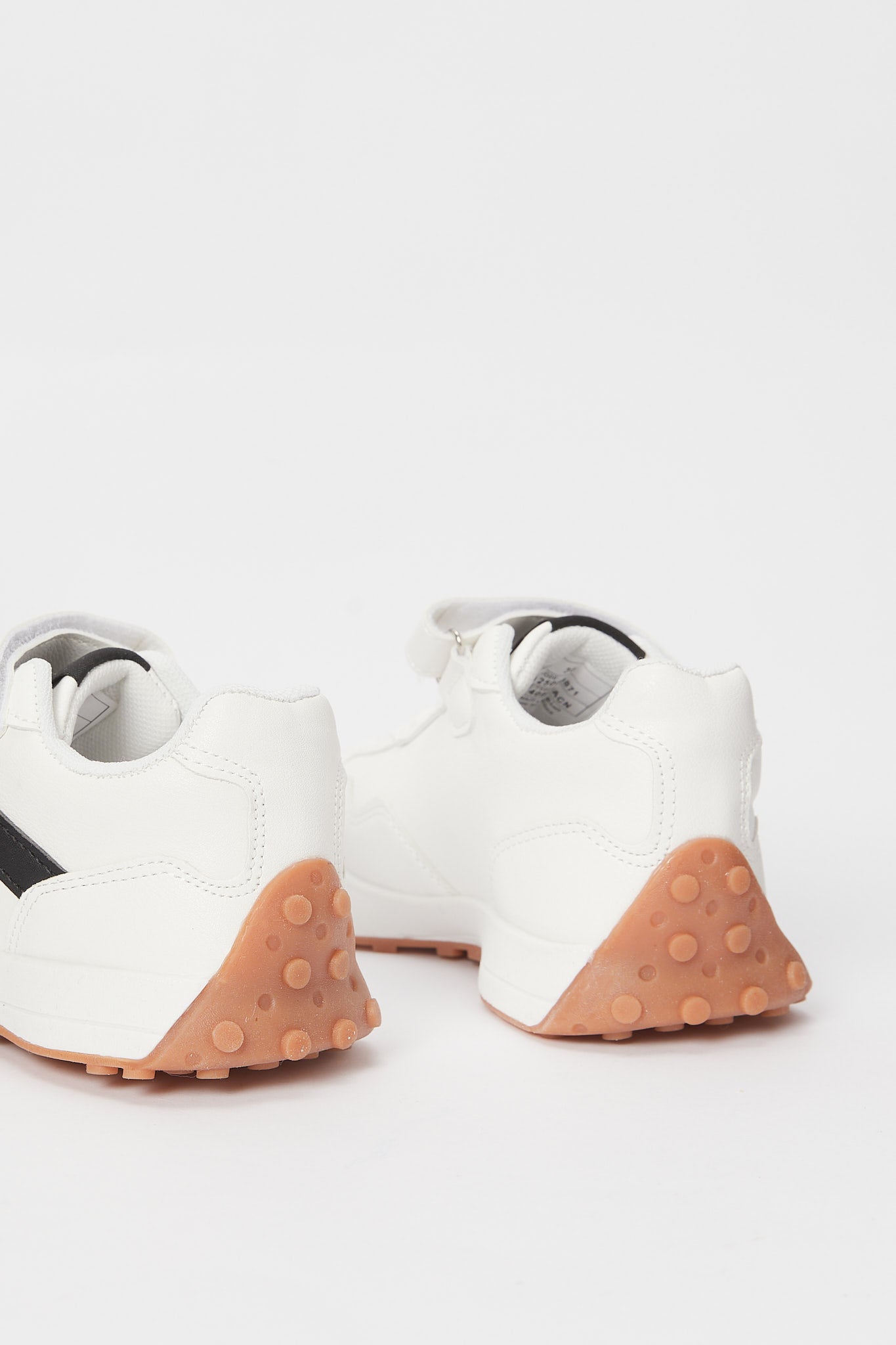 Redtag-White-Velcro-Strap-Trainer-Category:Shoes,-Colour:White,-Deals:New-In,-Filter:Girls-Footwear-(5-to-14-Yrs),-GSR-Trainers,-H1:FOO,-H2:GSR,-H3:TRN,-H4:CLT,-N/A,-New-In-GSR-FOO,-Non-Sale,-S23B,-Season:S23B,-Section:Girls-(0-to-14Yrs)-Senior-Girls-5 to 14 Years