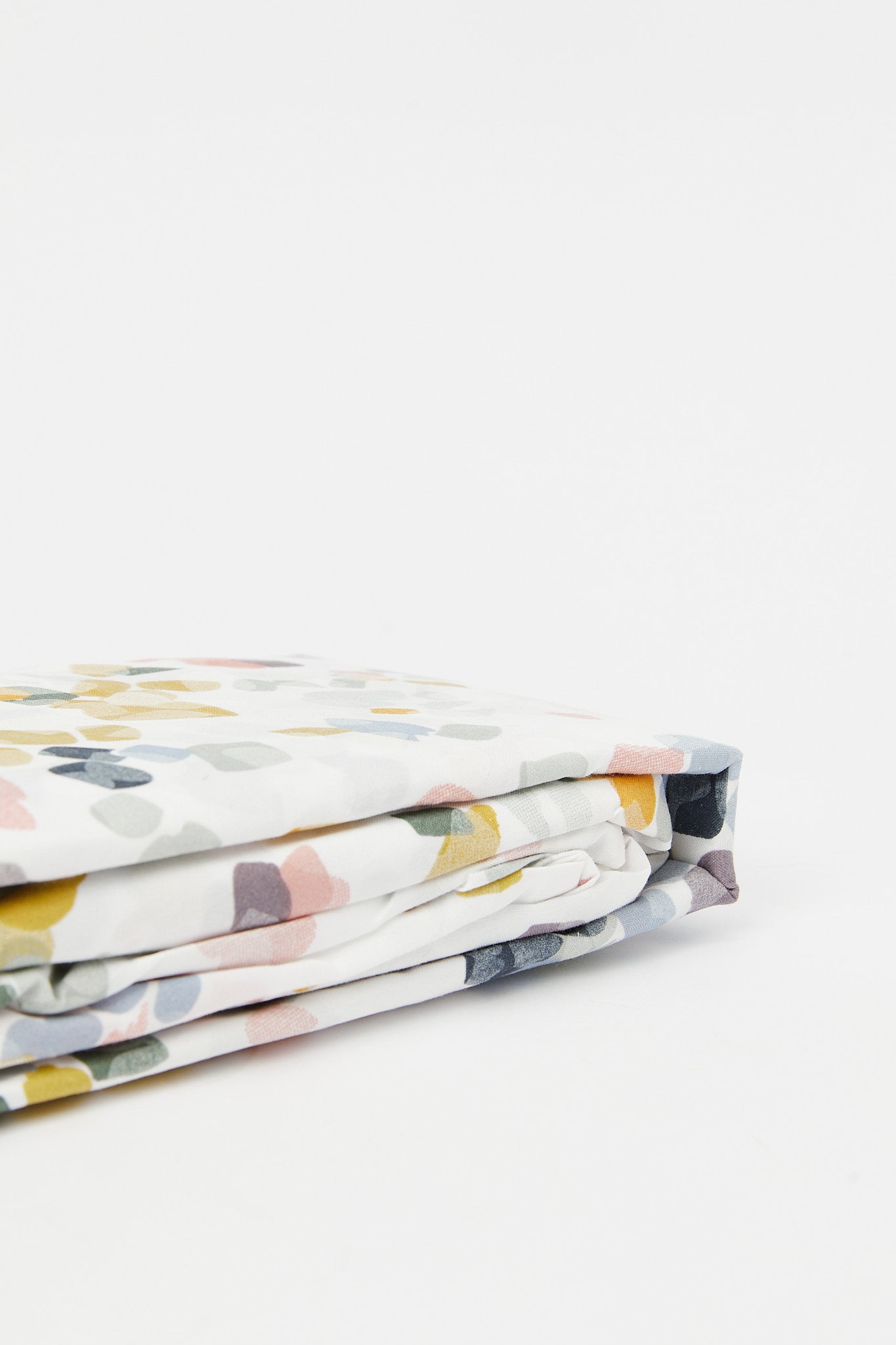 Redtag-Grey/Mustard-Printed-Fitted-Sheet-(Single-Size)-365,-Category:Fitted-Sheets,-Colour:Grey,-Deals:New-In,-Filter:Home-Bedroom,-H1:HMW,-H2:BED,-H3:BLN,-H4:FTT,-HMW-BED-Fitted-Sheets,-New-In-HMW-BED,-Non-Sale,-Season:365,-Section:Homewares,-Style:ENTRY-Home-Bedroom-