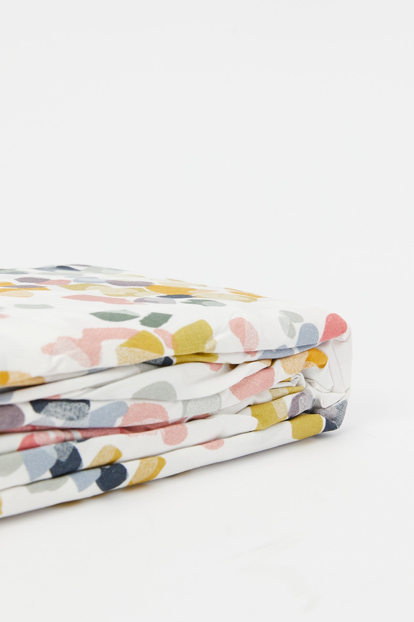 Redtag-Grey/Mustard-Printed-Fitted-Sheet-(Double-Size)-365,-Category:Fitted-Sheets,-Colour:Grey,-Deals:New-In,-Filter:Home-Bedroom,-H1:HMW,-H2:BED,-H3:BLN,-H4:FTT,-HMW-BED-Fitted-Sheets,-New-In-HMW-BED,-Non-Sale,-Season:365,-Section:Homewares,-Style:ENTRY-Home-Bedroom-