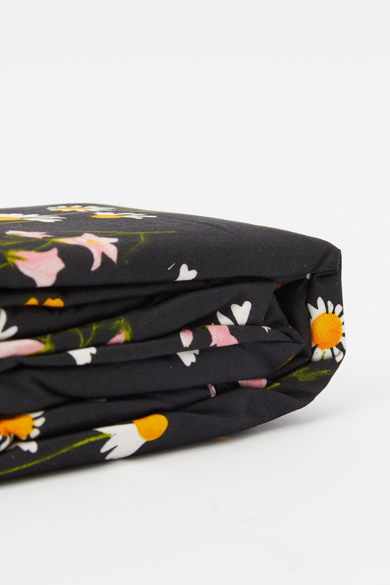 Redtag-Black-Floral-Print-Fitted-Sheet-(King-Size)-365,-Category:Fitted-Sheets,-Colour:Black,-Deals:New-In,-Filter:Home-Bedroom,-H1:HMW,-H2:BED,-H3:BLN,-H4:FTT,-HMW-BED-Fitted-Sheets,-New-In-HMW-BED,-Non-Sale,-Season:365,-Section:Homewares,-Style:ENTRY-Home-Bedroom-