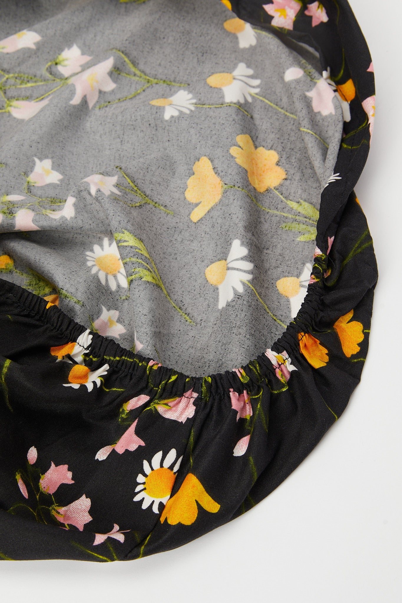 Redtag-Black-Floral-Print-Fitted-Sheet-(King-Size)-365,-Category:Fitted-Sheets,-Colour:Black,-Deals:New-In,-Filter:Home-Bedroom,-H1:HMW,-H2:BED,-H3:BLN,-H4:FTT,-HMW-BED-Fitted-Sheets,-New-In-HMW-BED,-Non-Sale,-Season:365,-Section:Homewares,-Style:ENTRY-Home-Bedroom-