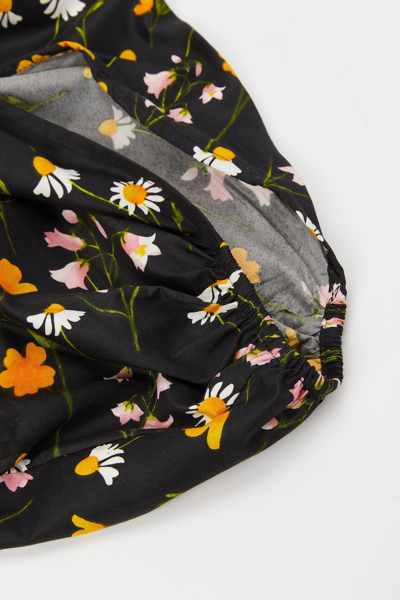 Redtag-Black-Floral-Print-Fitted-Sheet-(King-Size)-365,-Category:Fitted-Sheets,-Colour:Black,-Deals:New-In,-Filter:Home-Bedroom,-H1:HMW,-H2:BED,-H3:BLN,-H4:FTT,-HMW-BED-Fitted-Sheets,-New-In-HMW-BED,-Non-Sale,-Season:365,-Section:Homewares,-Style:ENTRY-Home-Bedroom-