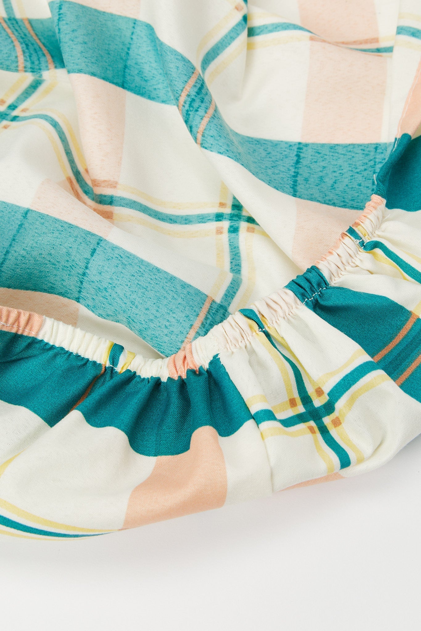 Redtag-Blue-Check-Print-Fitted-Sheet-(King-Size)-365,-Category:Fitted-Sheets,-Colour:Blue,-Deals:New-In,-Filter:Home-Bedroom,-H1:HMW,-H2:BED,-H3:BLN,-H4:FTT,-HMW-BED-Fitted-Sheets,-New-In-HMW-BED,-Non-Sale,-Season:365,-Section:Homewares,-Style:ENTRY-Home-Bedroom-