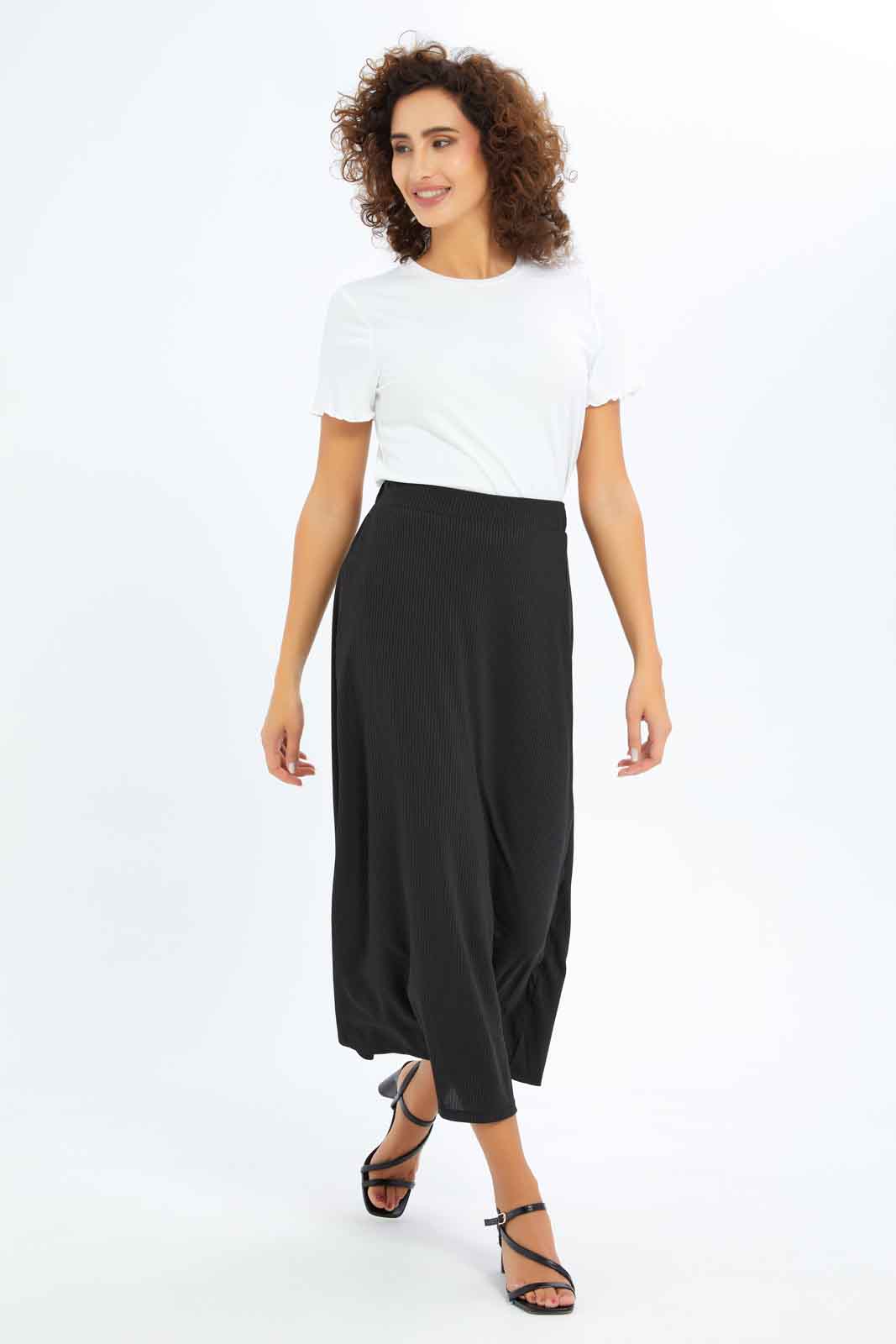 Redtag-Women-White-Epp-Rib-Tee-Category:Tops,-Colour:White,-Deals:New-In,-Filter:Women's-Clothing,-KSH,-New-In-Women-APL,-Non-Sale,-S23B,-Section:Women,-Women-Tops-Women's-