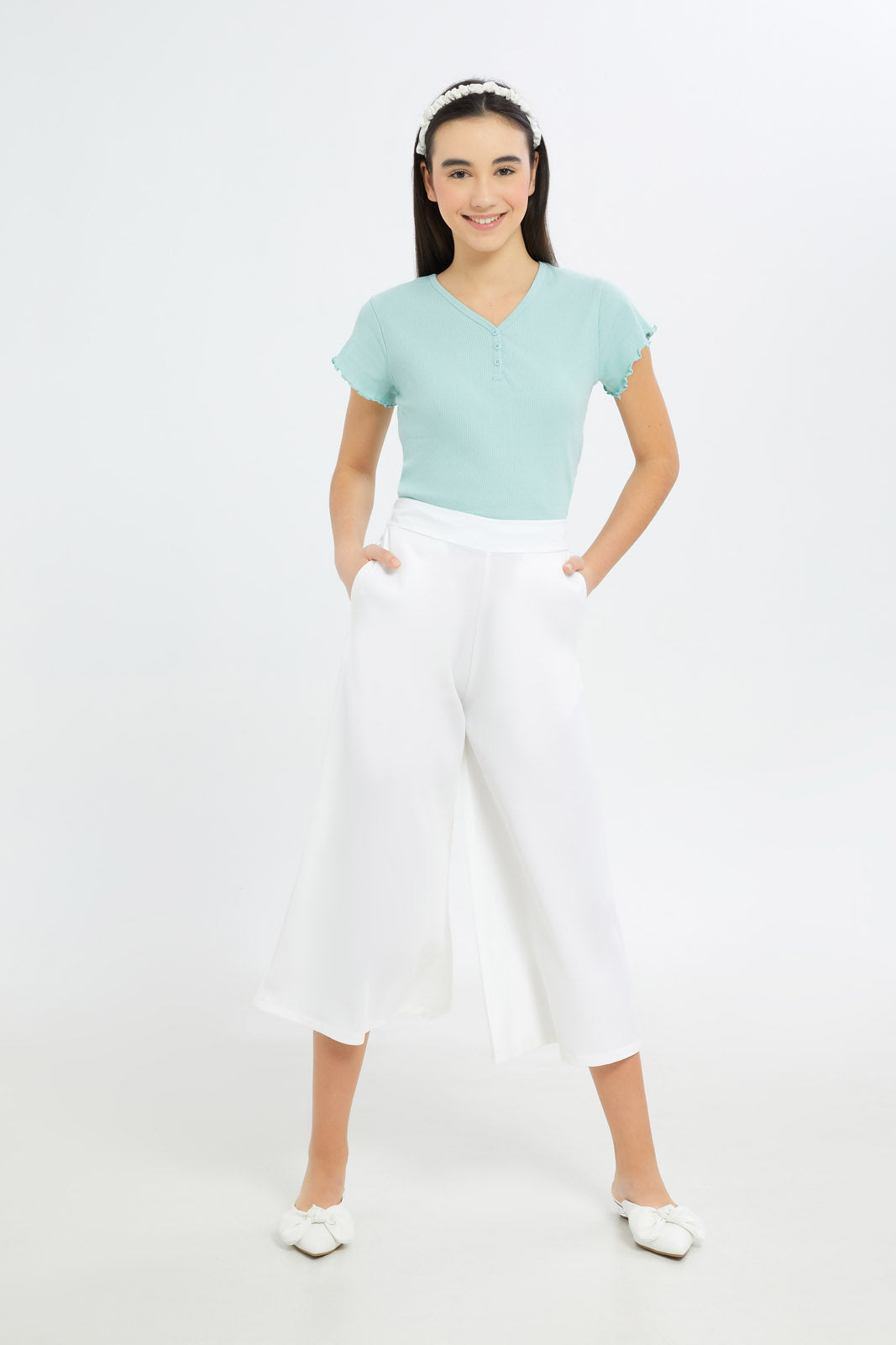 Redtag-Girls-White-Wideleg-Trouser-Category:Trousers,-Colour:White,-Deals:New-In,-Event:RMD,-Filter:Senior-Girls-(8-to-14-Yrs),-GSR-Trousers,-H1:KWR,-H2:GSR,-H3:TRS,-H4:CTR,-New-In-GSR-APL,-Non-Sale,-Promo:RMD,-RMD,-S23C,-Season:S23C,-Section:Girls-(0-to-14Yrs)-Senior-Girls-9 to 14 Years