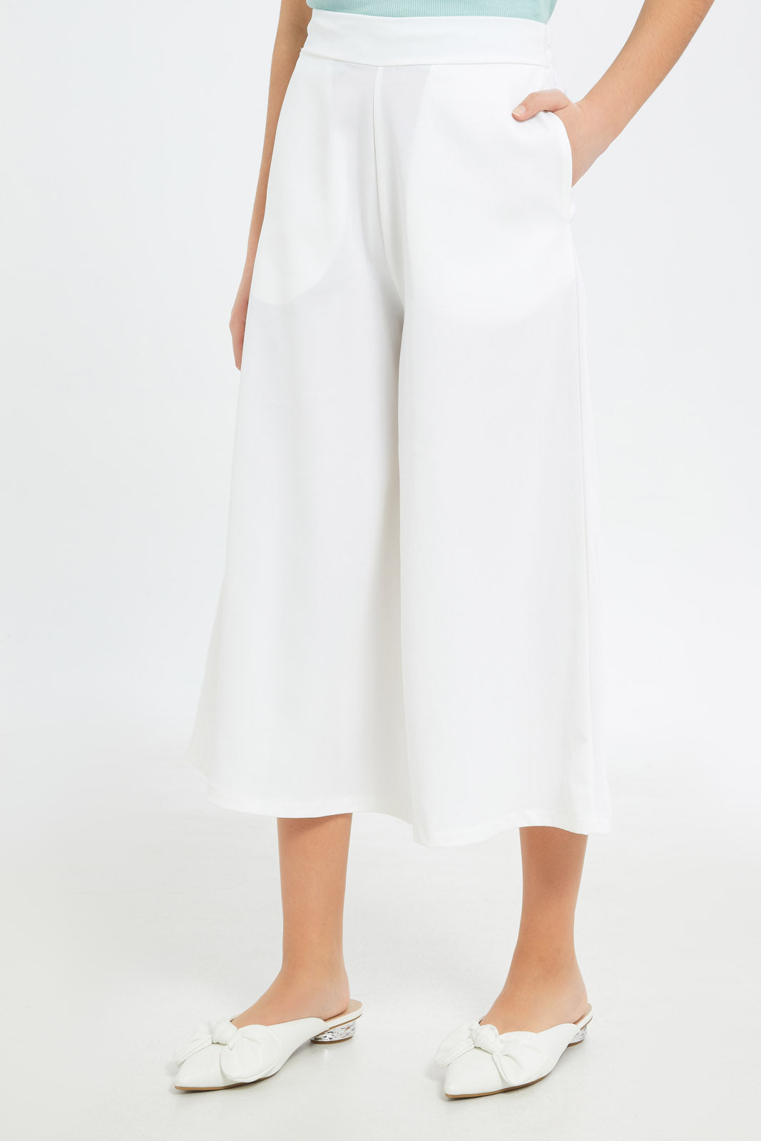 Redtag-Girls-White-Wideleg-Trouser-Category:Trousers,-Colour:White,-Deals:New-In,-Event:RMD,-Filter:Senior-Girls-(8-to-14-Yrs),-GSR-Trousers,-H1:KWR,-H2:GSR,-H3:TRS,-H4:CTR,-New-In-GSR-APL,-Non-Sale,-Promo:RMD,-RMD,-S23C,-Season:S23C,-Section:Girls-(0-to-14Yrs)-Senior-Girls-9 to 14 Years