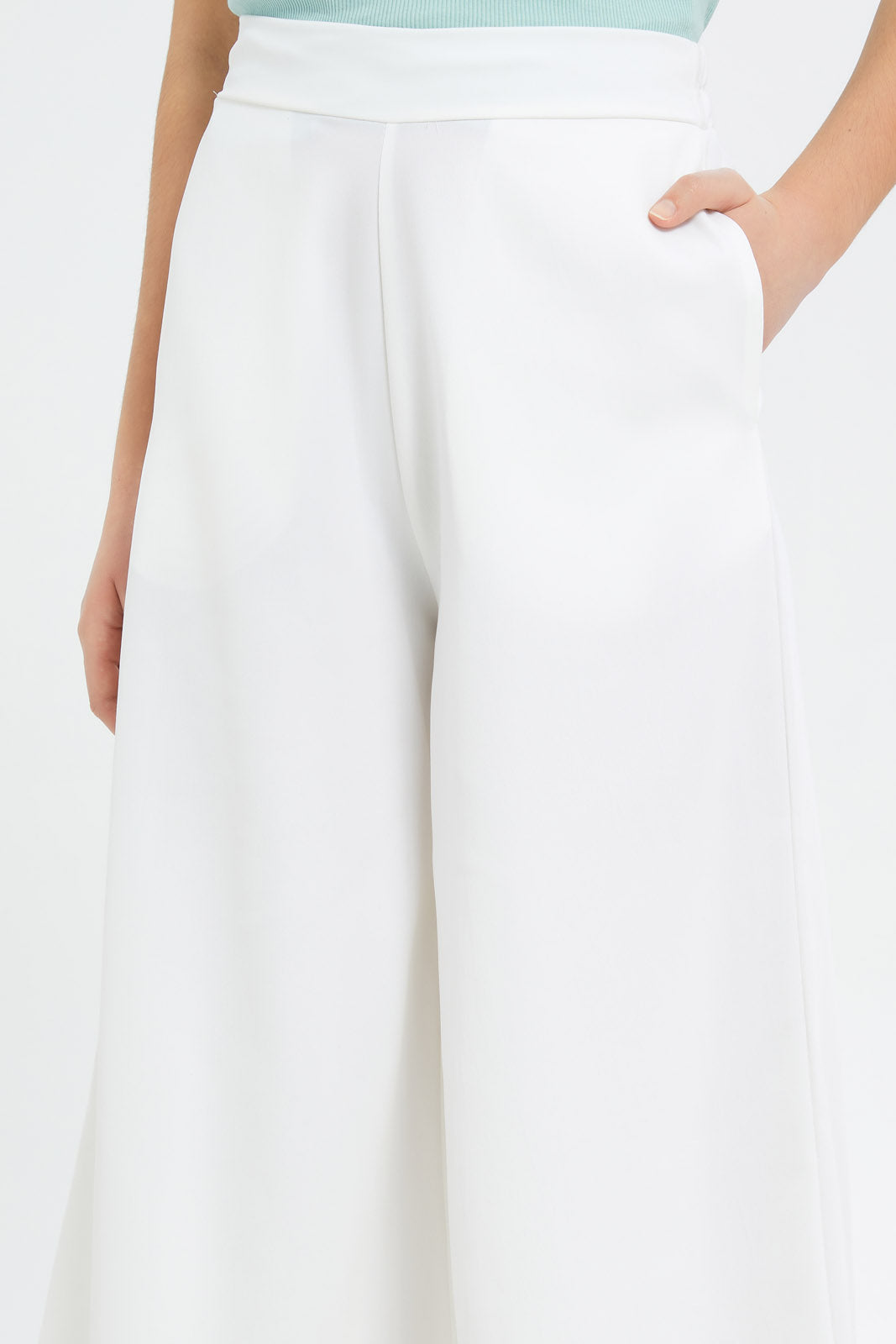 Redtag-Girls-White-Wideleg-Trouser-Category:Trousers,-Colour:White,-Deals:New-In,-Event:RMD,-Filter:Senior-Girls-(8-to-14-Yrs),-GSR-Trousers,-H1:KWR,-H2:GSR,-H3:TRS,-H4:CTR,-New-In-GSR-APL,-Non-Sale,-Promo:RMD,-RMD,-S23C,-Season:S23C,-Section:Girls-(0-to-14Yrs)-Senior-Girls-9 to 14 Years