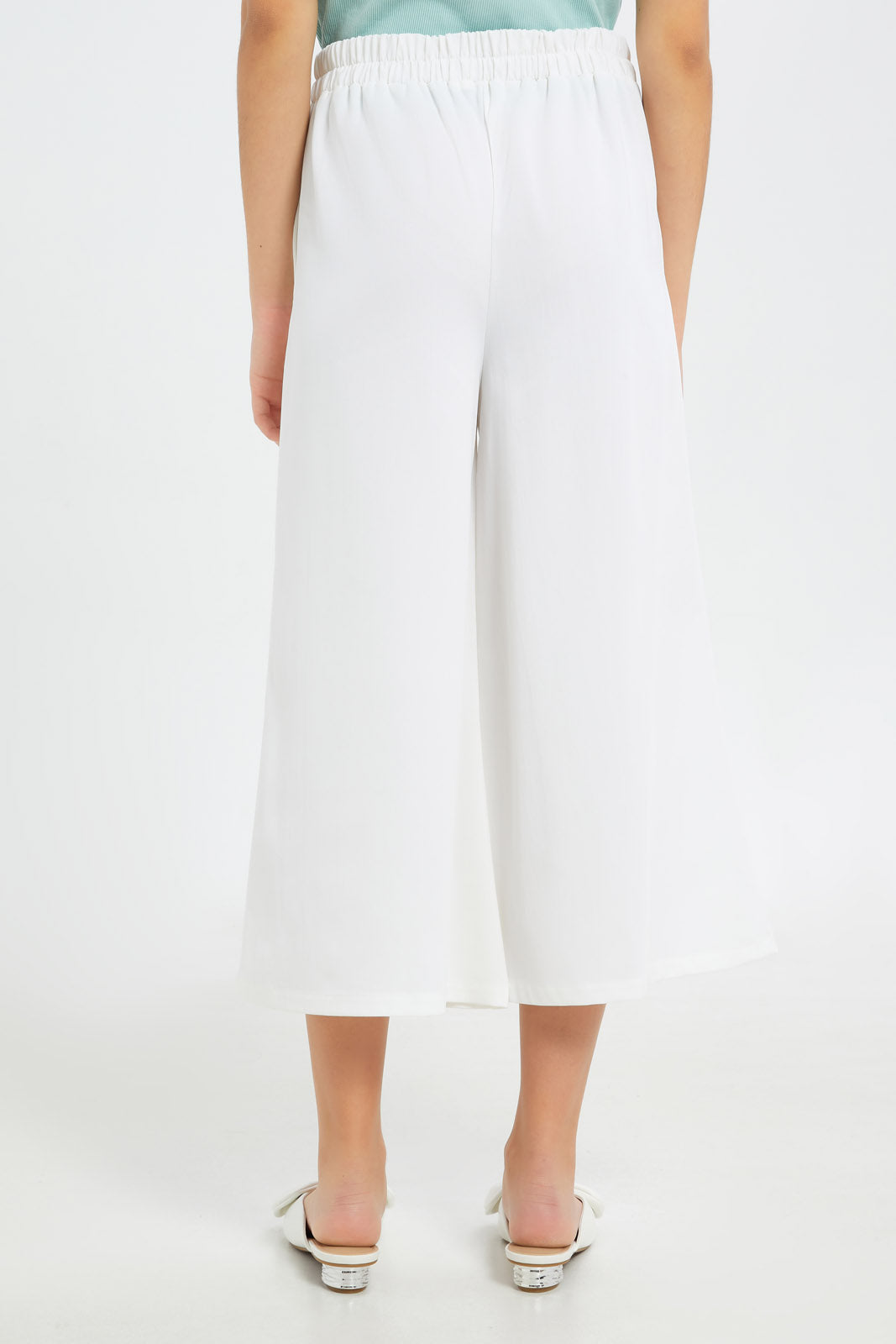Redtag-Girls-White-Wideleg-Trouser-Category:Trousers,-Colour:White,-Deals:New-In,-Event:RMD,-Filter:Senior-Girls-(8-to-14-Yrs),-GSR-Trousers,-H1:KWR,-H2:GSR,-H3:TRS,-H4:CTR,-New-In-GSR-APL,-Non-Sale,-Promo:RMD,-RMD,-S23C,-Season:S23C,-Section:Girls-(0-to-14Yrs)-Senior-Girls-9 to 14 Years