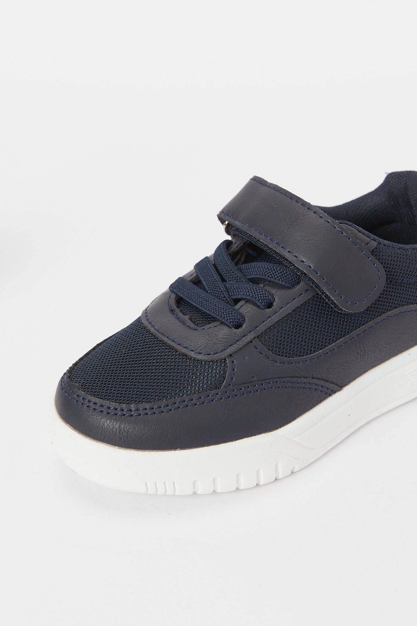 Redtag-Navy-Fabric-Block-Skate-Shoe-BOY-Sandals,-Category:Shoes,-Colour:Navy,-Deals:New-In,-Filter:Boys-Footwear-(3-to-5-Yrs),-H1:FOO,-H2:BOY,-H3:SHO,-H4:CAH,-N/A,-New-In-BOY-FOO,-Non-Sale,-S23B,-Season:S23B,-Section:Boys-(0-to-14Yrs)-Boys-3 to 5 Years