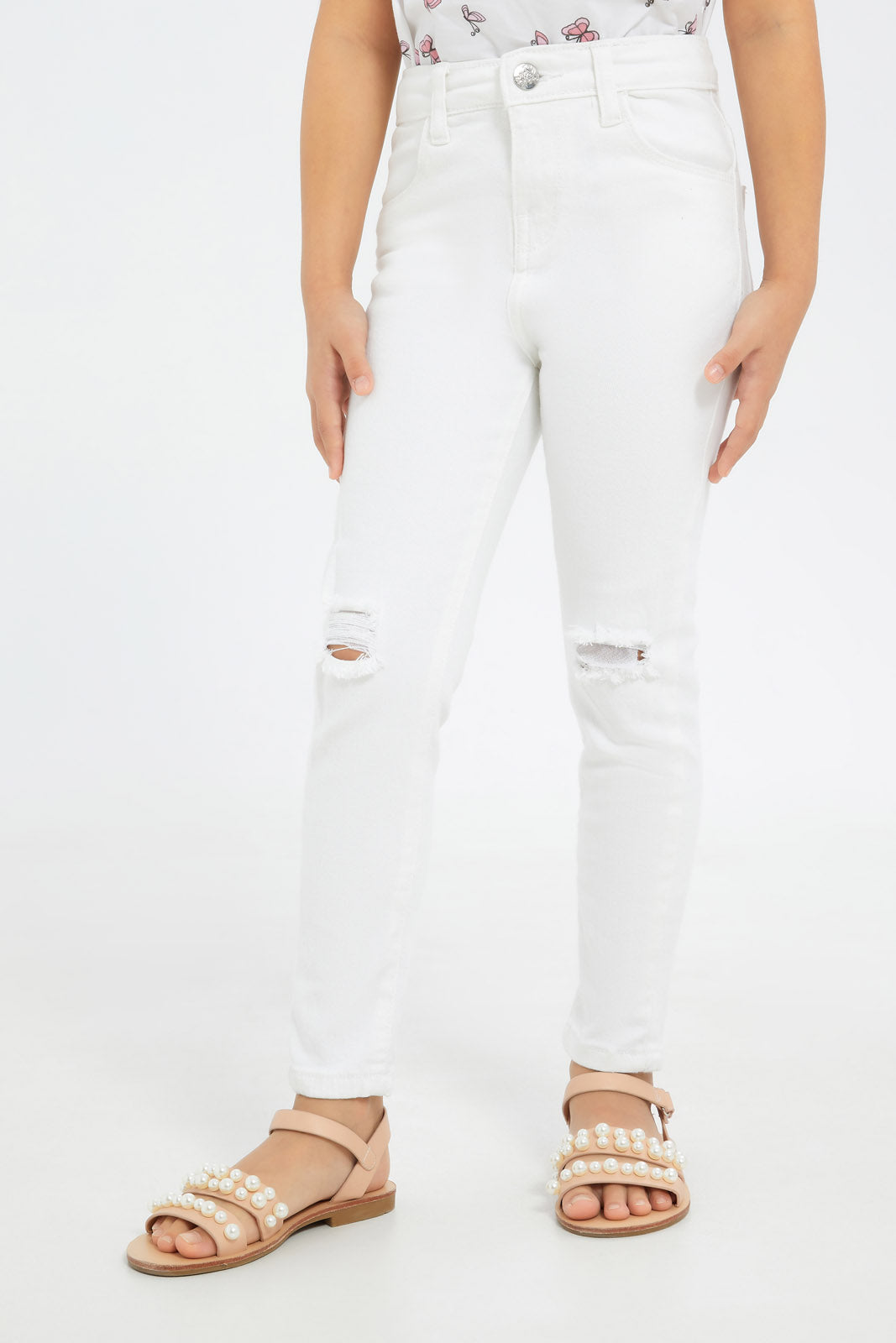 Redtag-Girls-White-Skinny-Jeans-With-Distress-Effect-Category:Jeans,-Colour:White,-Deals:New-In,-Filter:Girls-(2-to-8-Yrs),-FIT-WALL-(FTW),-GIR-Jeans,-H1:KWR,-H2:GIR,-H3:DNB,-H4:JNS,-New-In-GIR-APL,-Non-Sale,-S23B,-Season:S23C,-Section:Girls-(0-to-14Yrs)-Girls-2 to 8 Years