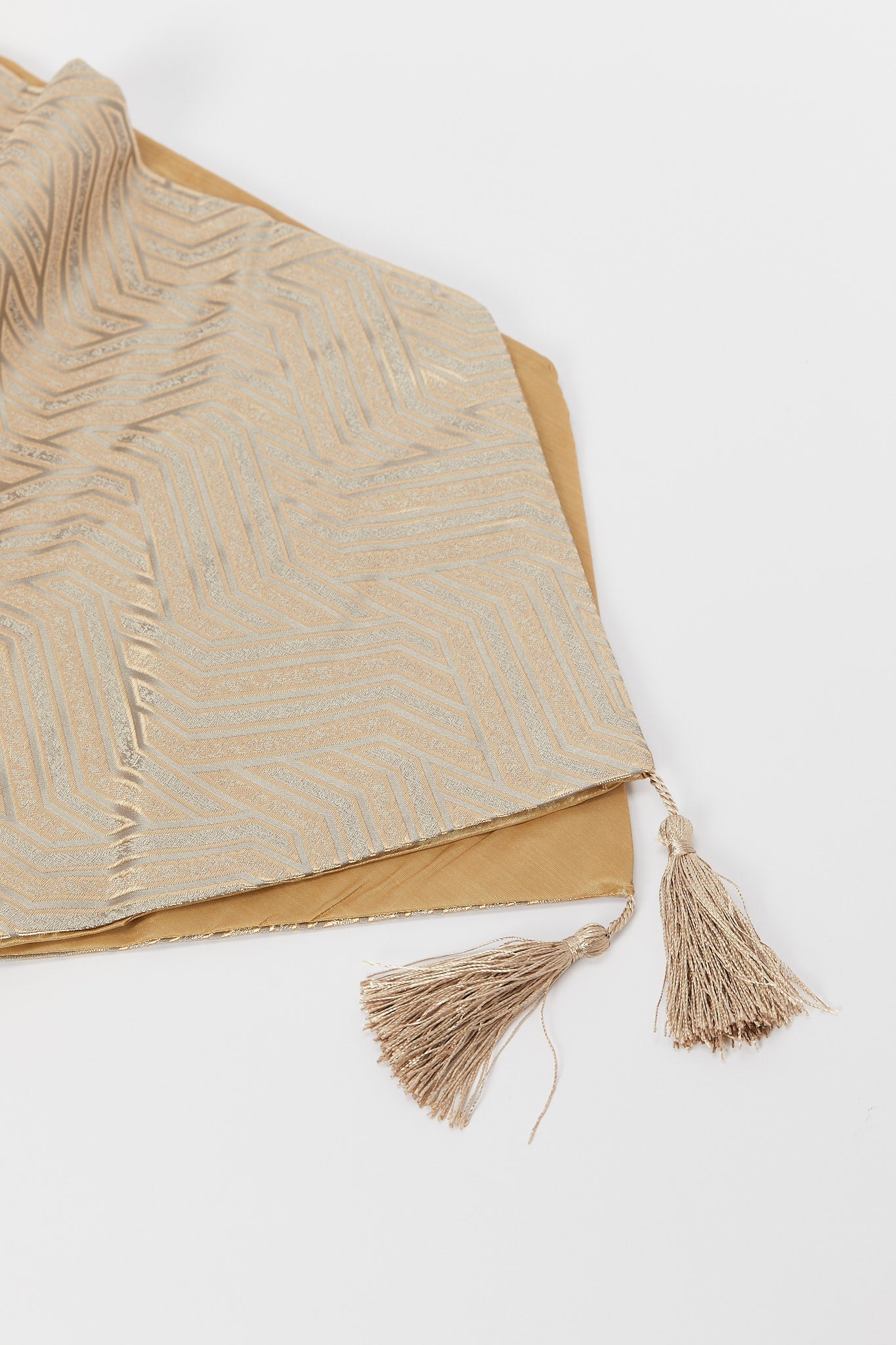 Redtag-Gold-Jacquard-Table-Runner-Category:Table-Linen,-Colour:Gold,-Deals:New-In,-Filter:Home-Dining,-H1:HMW,-H2:DIN,-H3:KIS,-H4:TLN,-HMW-DIN-Kitchen-Accessories,-New-In-HMW-DIN,-Non-Sale,-S23B,-Season:S23B,-Section:Homewares-Home-Dining-