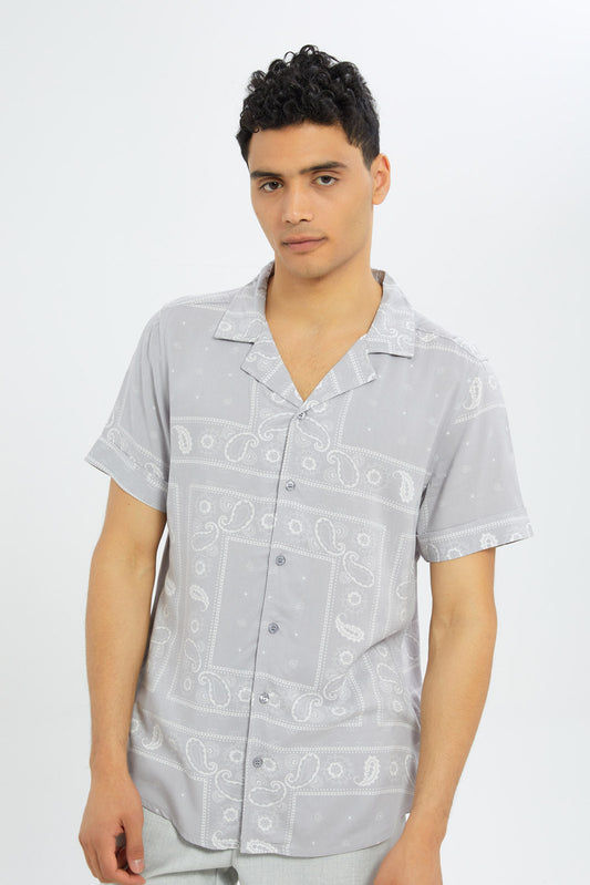 Redtag-Men-White-Paisley-Print-Resort-Shirt-Category:Shirts,-Colour:White,-Deals:New-In,-Filter:Men's-Clothing,-H1:MWR,-H2:GEN,-H3:SHI,-H4:CSH,-Men-Shirts,-New-In-Men-APL,-Non-Sale,-S23C,-Season:S23C,-Section:Men-Men's-
