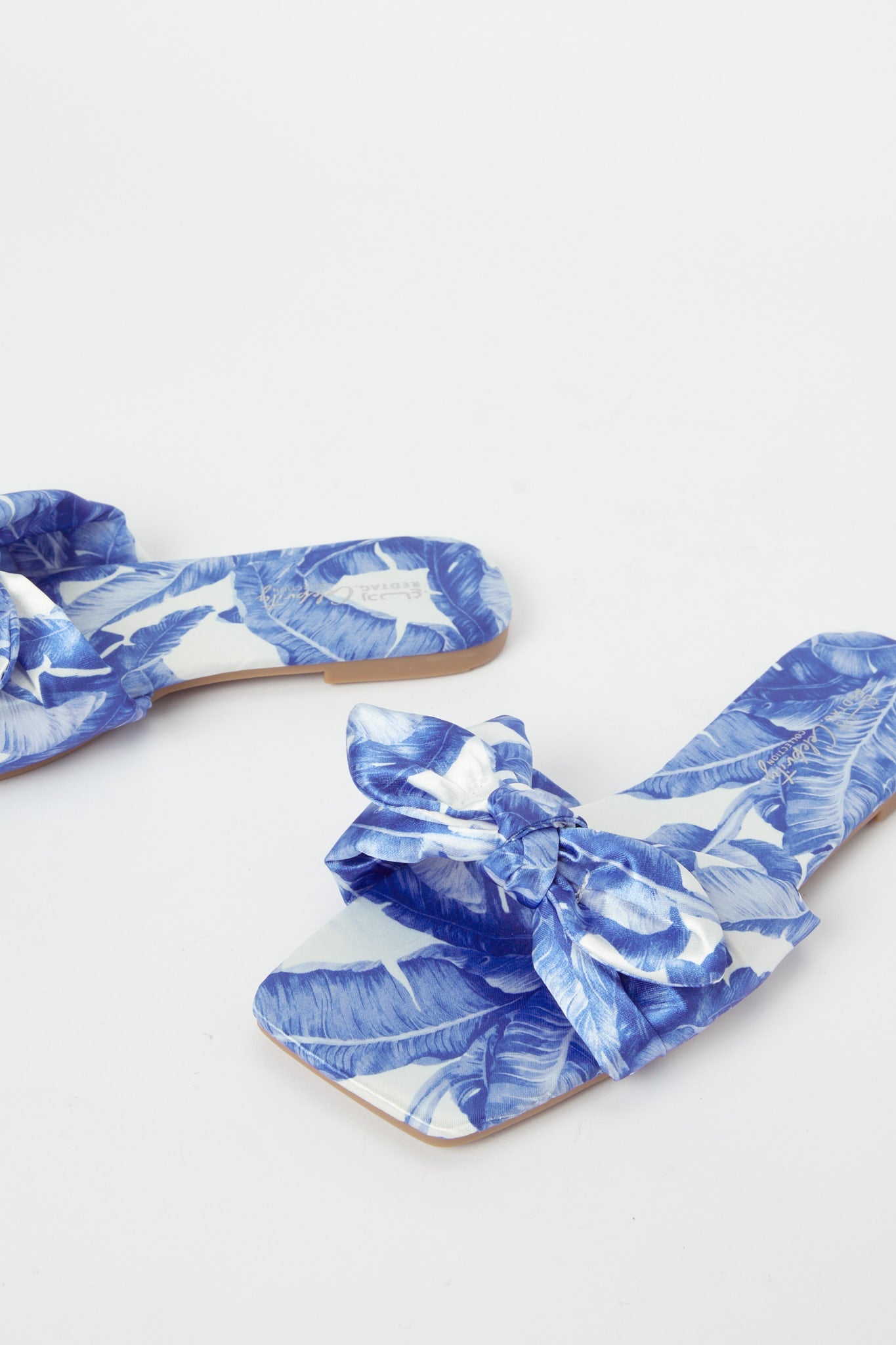 Redtag-Blue-Print-Bow-Trim-Mule-Category:Shoes,-Colour:Blue,-Deals:New-In,-Filter:Women's-Footwear,-H1:FOO,-H2:LAD,-H3:SAF,-H4:SAN,-LEC-Sandals,-N/A,-New-In-Women-FOO,-Non-Sale,-S23B,-Season:S23B,-Section:Women-Women's-