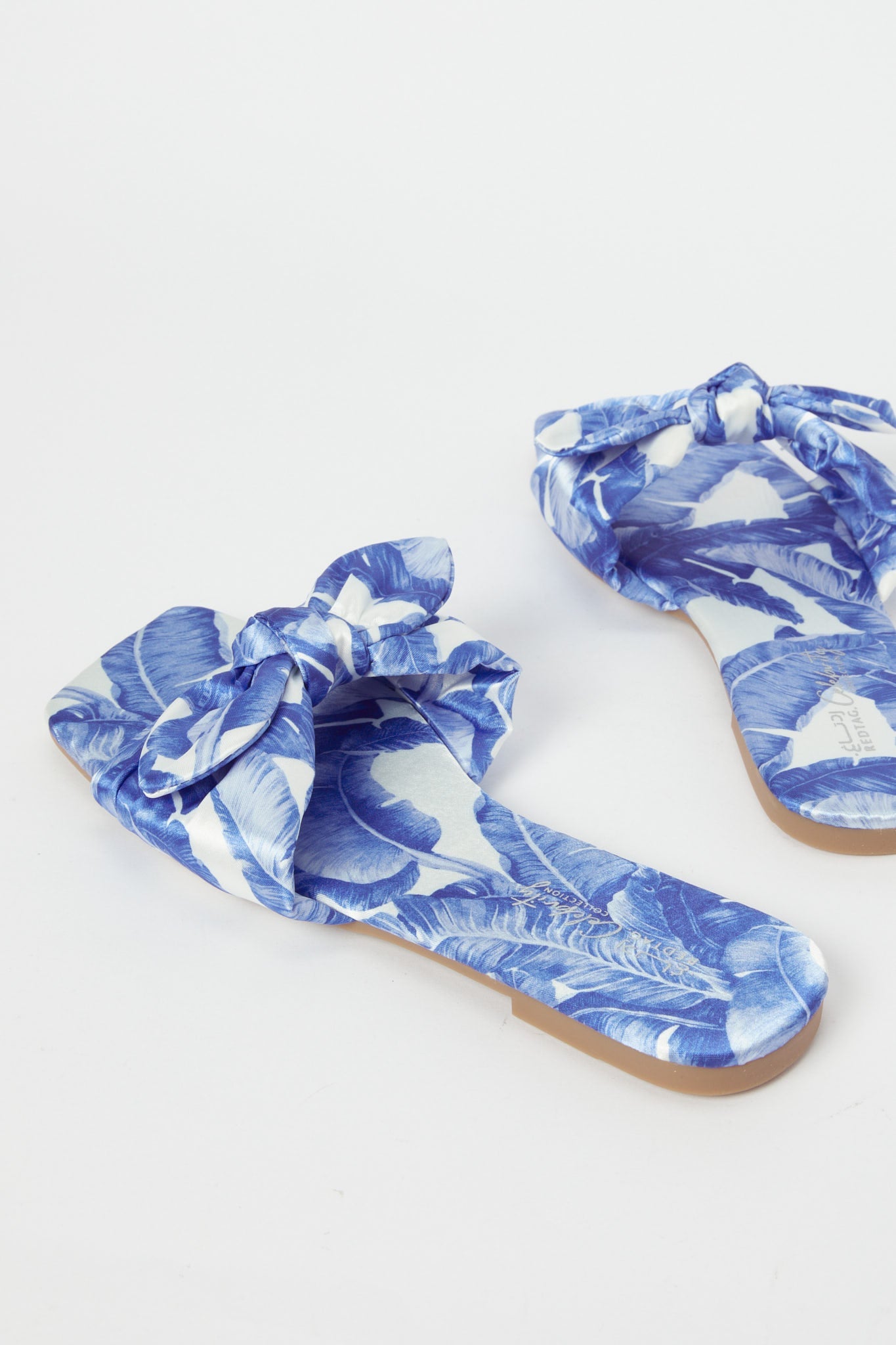 Redtag-Blue-Print-Bow-Trim-Mule-Category:Shoes,-Colour:Blue,-Deals:New-In,-Filter:Women's-Footwear,-H1:FOO,-H2:LAD,-H3:SAF,-H4:SAN,-LEC-Sandals,-N/A,-New-In-Women-FOO,-Non-Sale,-S23B,-Season:S23B,-Section:Women-Women's-