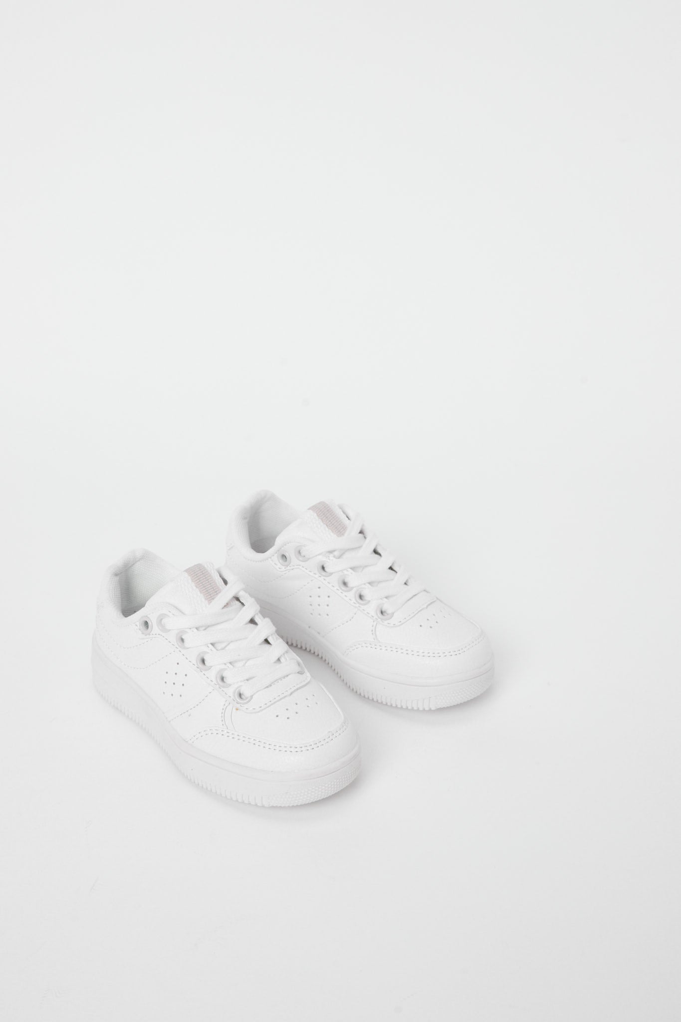 Redtag-White-Lace-Up-Sneaker-Category:Shoes,-Colour:White,-Deals:New-In,-Filter:Girls-Footwear-(3-to-5-Yrs),-GIR-Trainers,-H1:FOO,-H2:GIR,-H3:TRN,-H4:CLT,-N/A,-New-In-GIR-FOO,-Non-Sale,-S23B,-Season:S23B,-Section:Girls-(0-to-14Yrs)-Girls-3 to 5 Years
