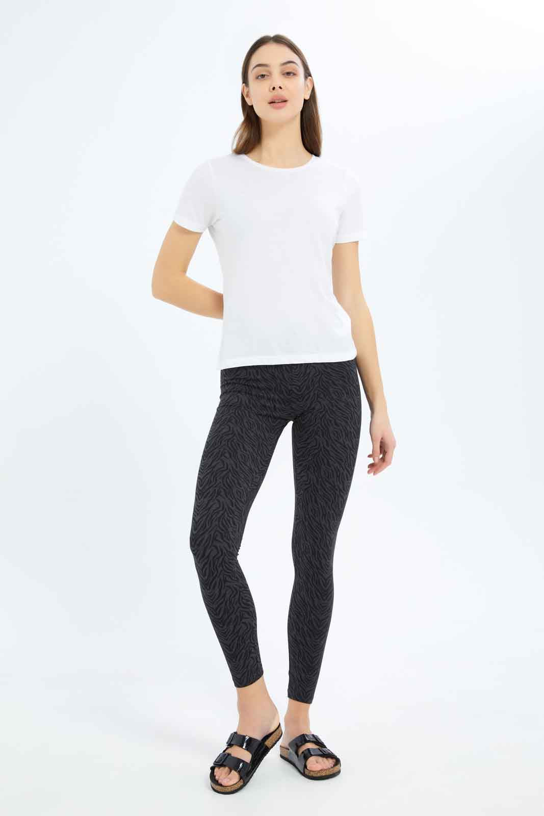 Redtag-Women-Allover-Print-Skinny-Leggings-Category:Leggings,-Colour:Assorted,-Deals:New-In,-Filter:Women's-Clothing,-New-In-Women-APL,-Non-Sale,-S23B,-Section:Women,-TBL,-Women-Leggings-Women's-