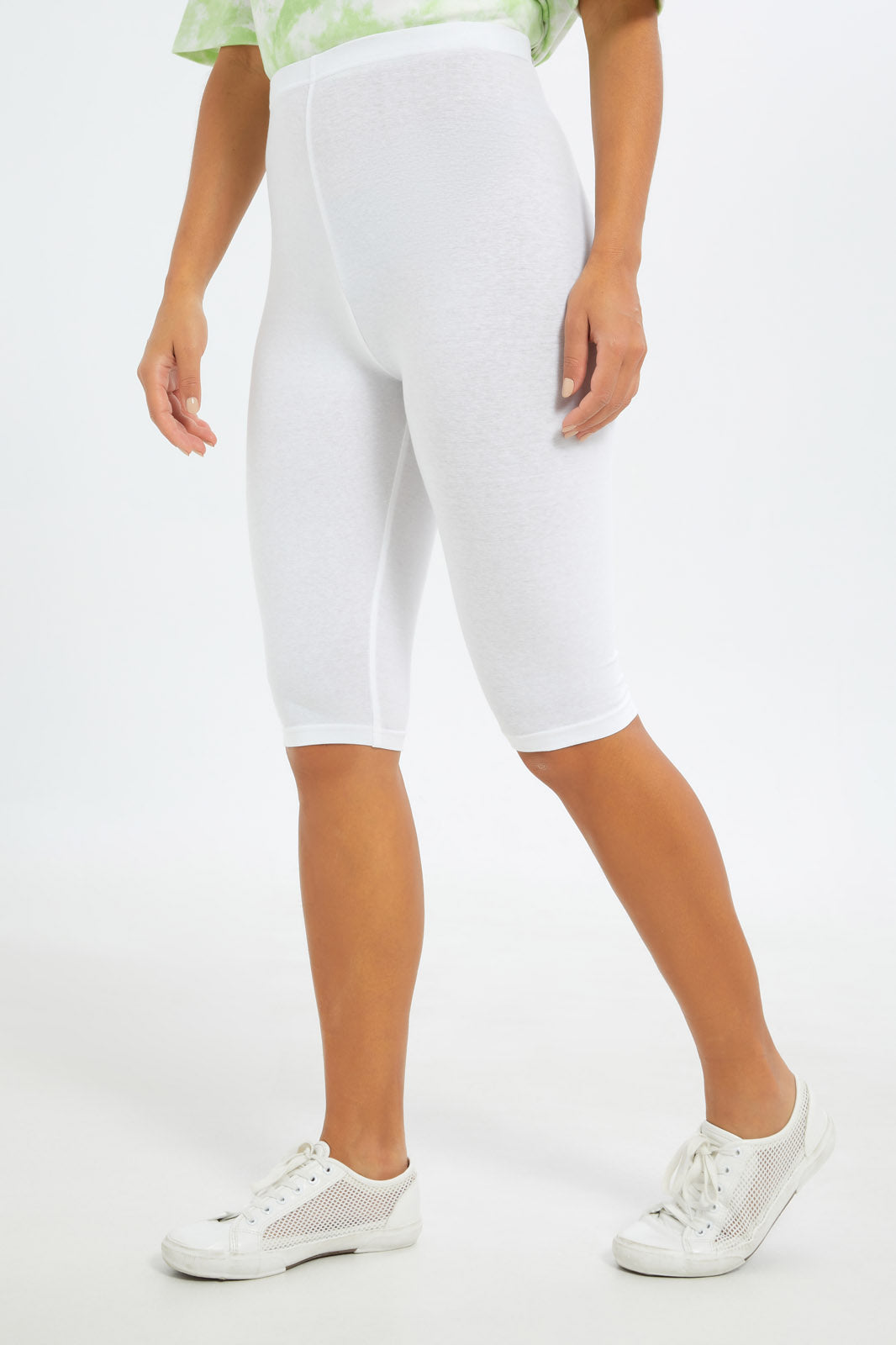 Redtag-Women-White-Knee-Length-Capri-Category:Leggings,-Colour:White,-Deals:New-In,-Filter:Women's-Clothing,-H1:LWR,-H2:LAD,-H3:TRS,-H4:LEG,-New-In-Women-APL,-Non-Sale,-S23B,-Season:S23B,-Section:Women,-Women-Leggings-Women's-
