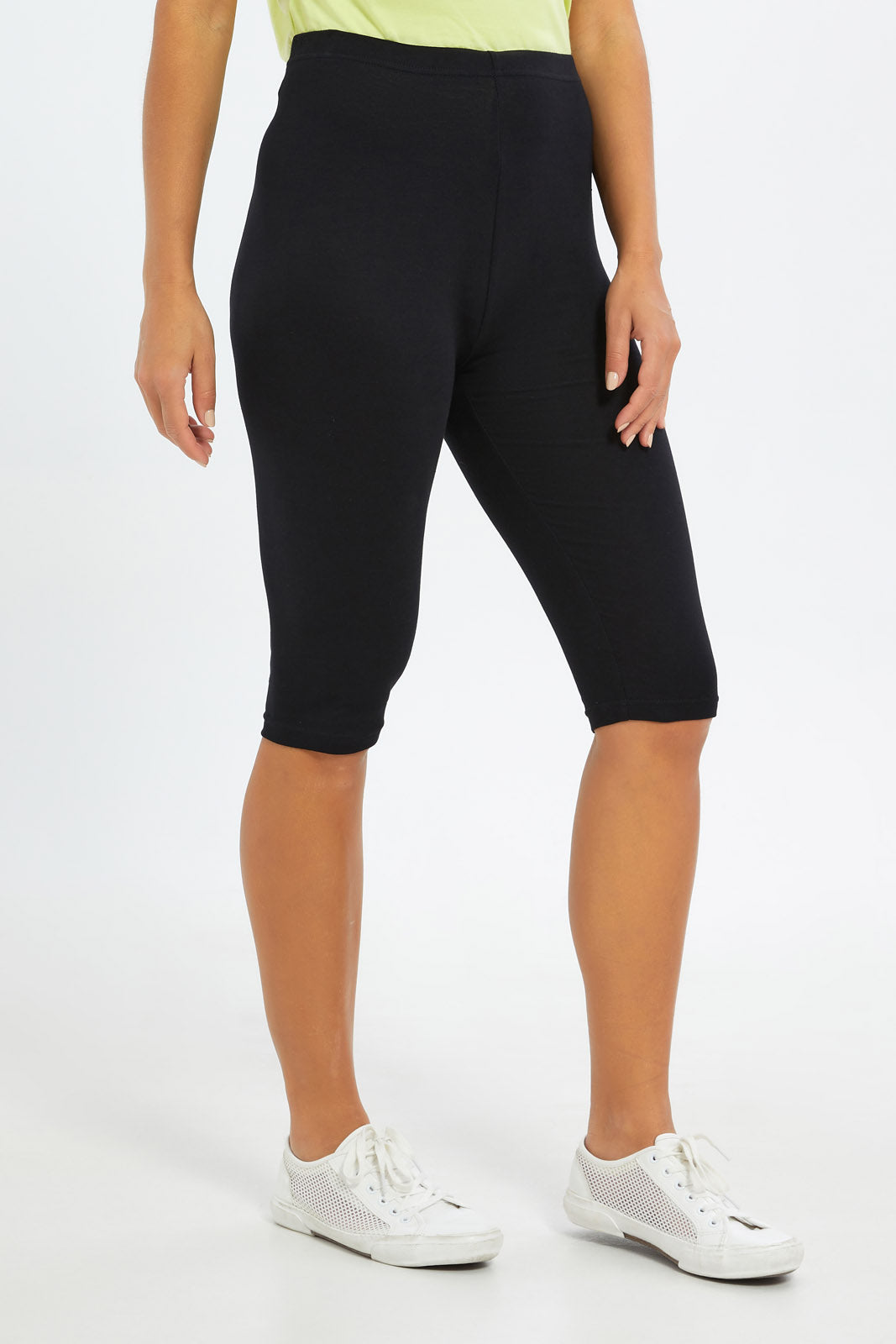 Redtag-Women-Black-Knee-Length-Capri-Category:Leggings,-Colour:Black,-Deals:New-In,-Filter:Women's-Clothing,-H1:LWR,-H2:LAD,-H3:TRS,-H4:LEG,-New-In-Women-APL,-Non-Sale,-S23B,-Season:S23B,-Section:Women,-Women-Leggings-Women's-