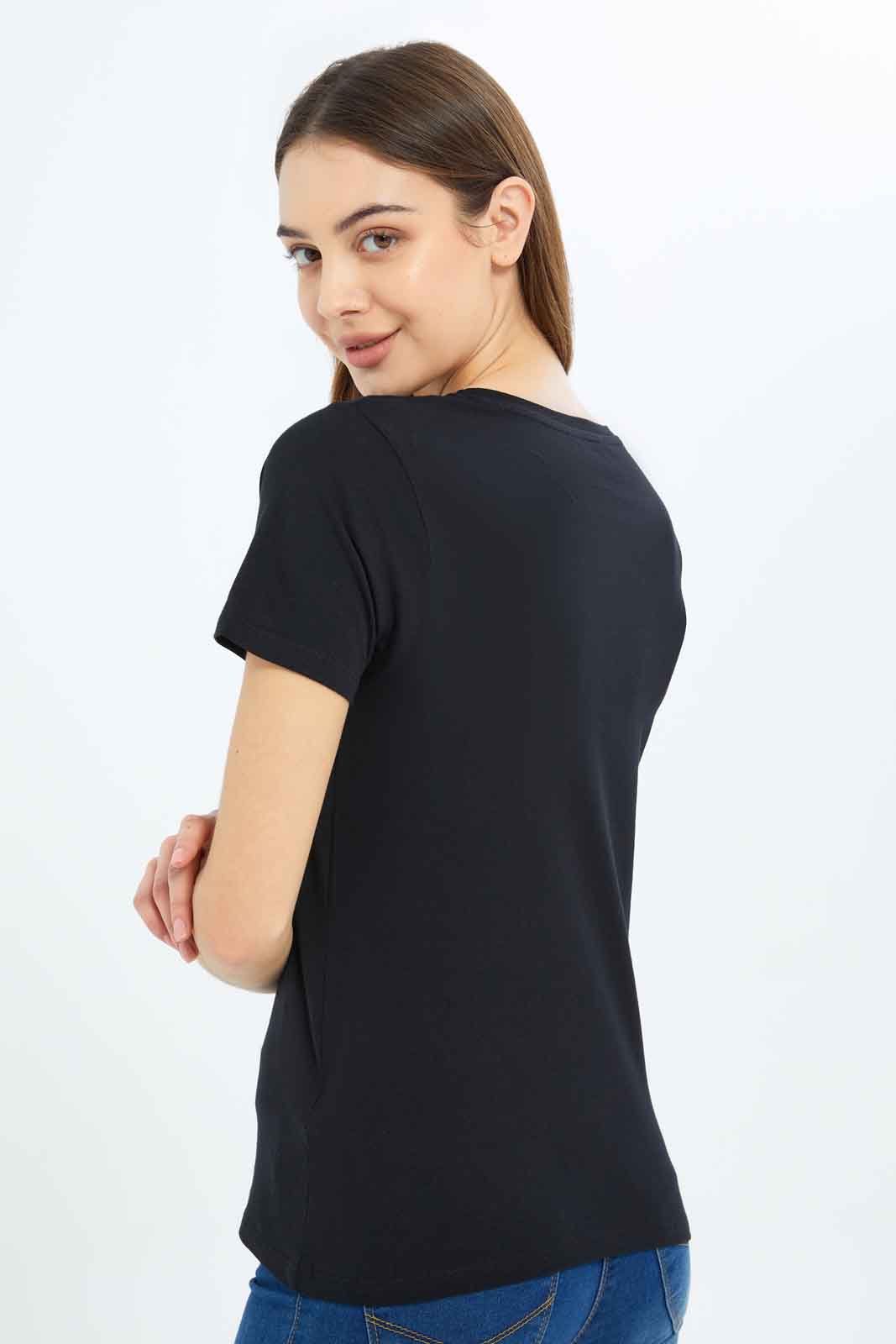 Redtag-Women-White-Believe-In-Yourself-Printed-T-Shirt-Category:T-Shirts,-Colour:White,-Deals:New-In,-Filter:Women's-Clothing,-New-In-Women-APL,-Non-Sale,-S23B,-Section:Women,-TBL,-Women-T-Shirts-Women's-