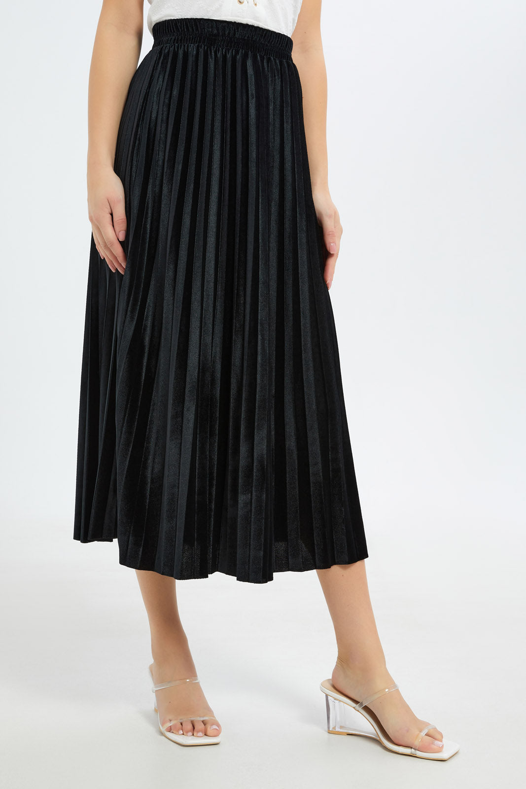 Redtag-Women-Black-Pleated-Skirt-Category:Skirts,-Colour:Black,-Deals:New-In,-Filter:Women's-Clothing,-H1:LWR,-H2:LEC,-H3:SKT,-H4:CAK,-LEC,-LEC-Skirts,-New-In-LEC-APL,-Non-Sale,-S23C,-Season:S23C,-Section:Women-Women's-