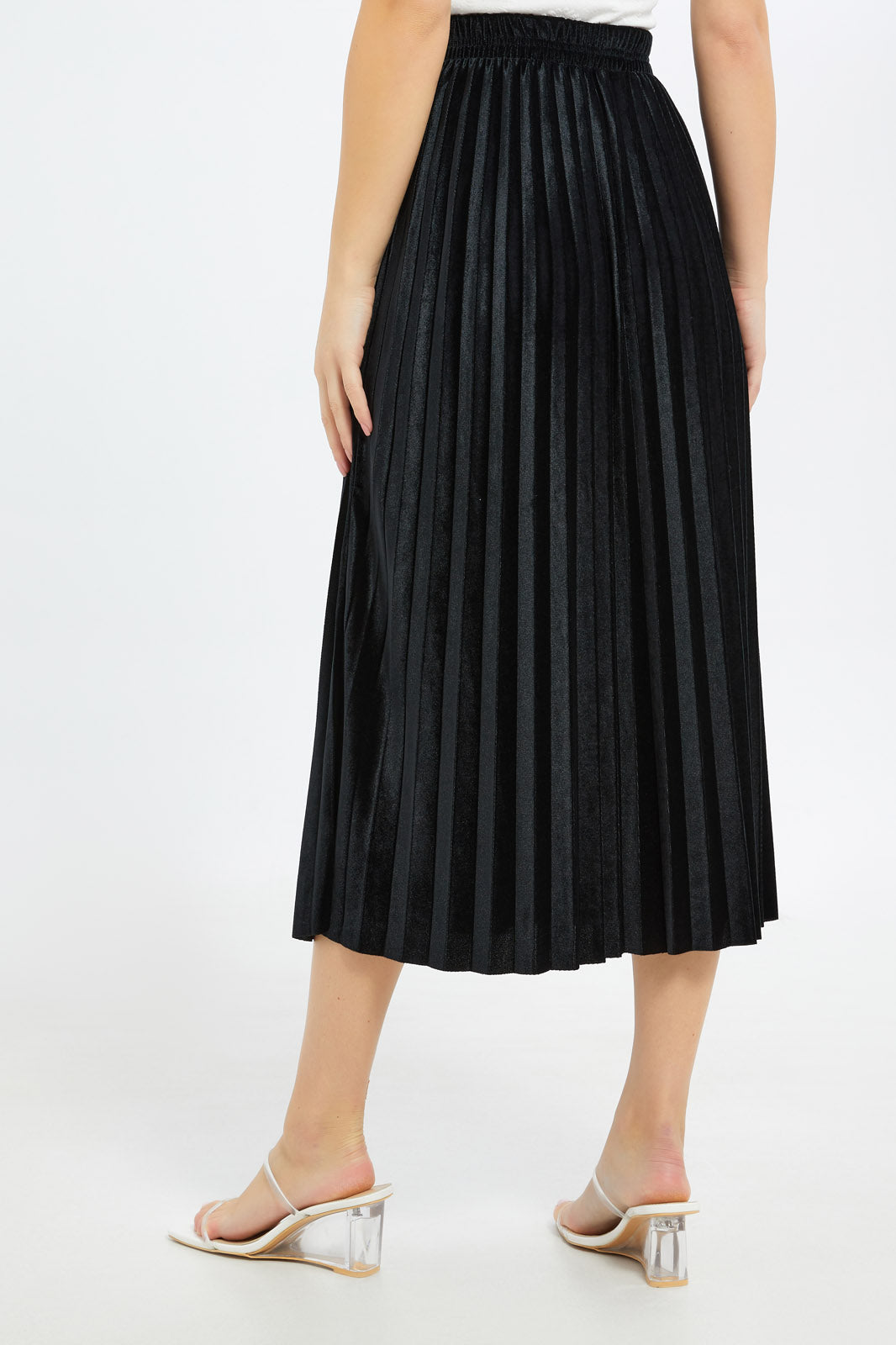Redtag-Women-Black-Pleated-Skirt-Category:Skirts,-Colour:Black,-Deals:New-In,-Filter:Women's-Clothing,-H1:LWR,-H2:LEC,-H3:SKT,-H4:CAK,-LEC,-LEC-Skirts,-New-In-LEC-APL,-Non-Sale,-S23C,-Season:S23C,-Section:Women-Women's-