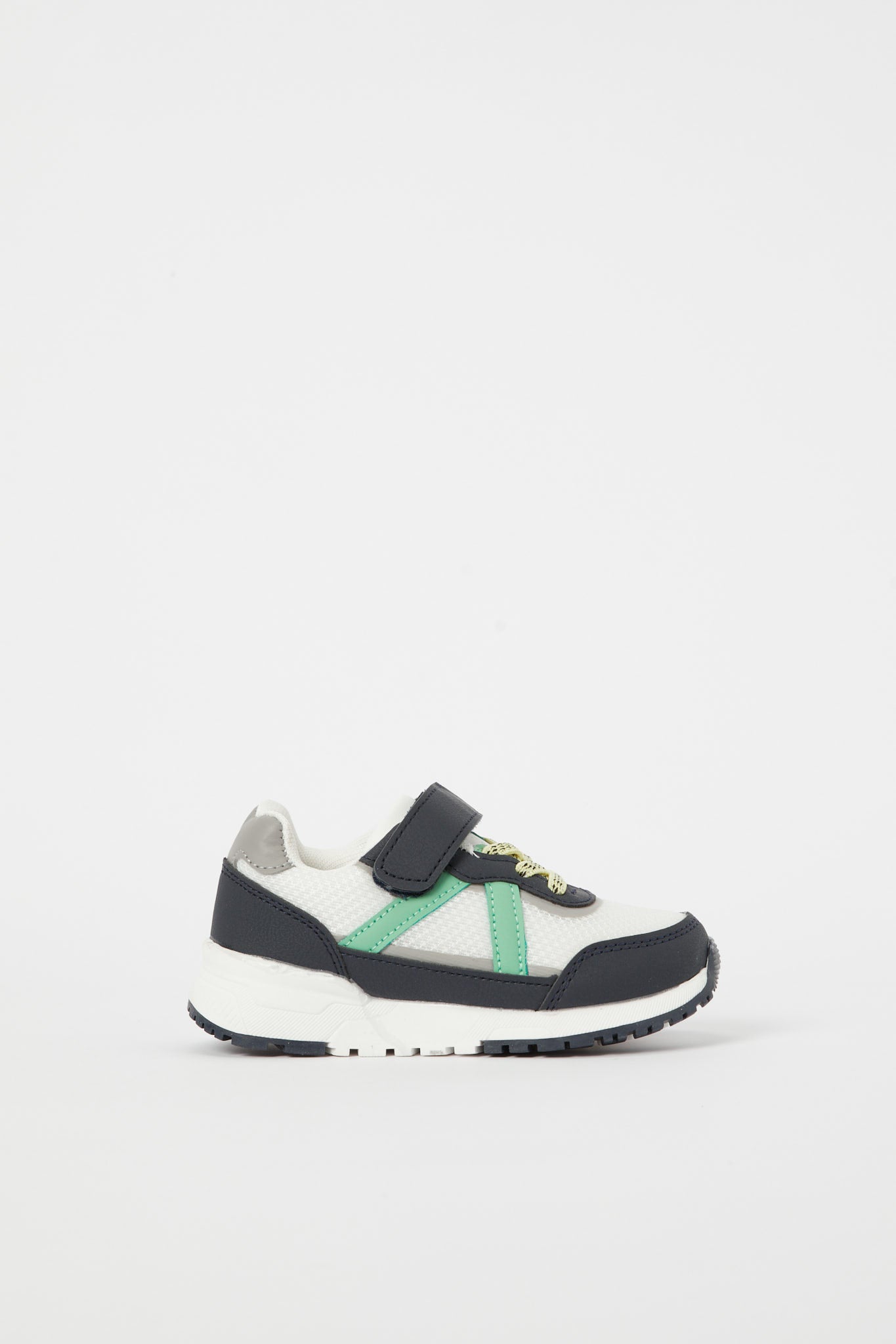 Redtag-White-Color-Block-Sneaker-BOY-Trainers,-Category:Trainers,-Colour:White,-Deals:New-In,-Filter:Boys-Footwear-(3-to-5-Yrs),-H1:FOO,-H2:BOY,-H3:TRN,-H4:CLT,-N/A,-New-In-BOY-FOO,-Non-Sale,-S23C,-Season:S23C,-Section:Boys-(0-to-14Yrs)-Boys-3 to 5 Years