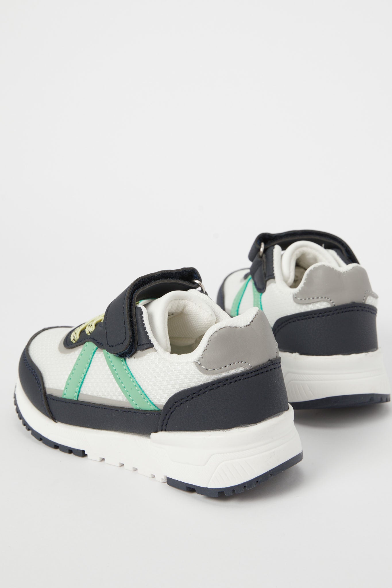 Redtag-White-Color-Block-Sneaker-BOY-Trainers,-Category:Trainers,-Colour:White,-Deals:New-In,-Filter:Boys-Footwear-(3-to-5-Yrs),-H1:FOO,-H2:BOY,-H3:TRN,-H4:CLT,-N/A,-New-In-BOY-FOO,-Non-Sale,-S23C,-Season:S23C,-Section:Boys-(0-to-14Yrs)-Boys-3 to 5 Years