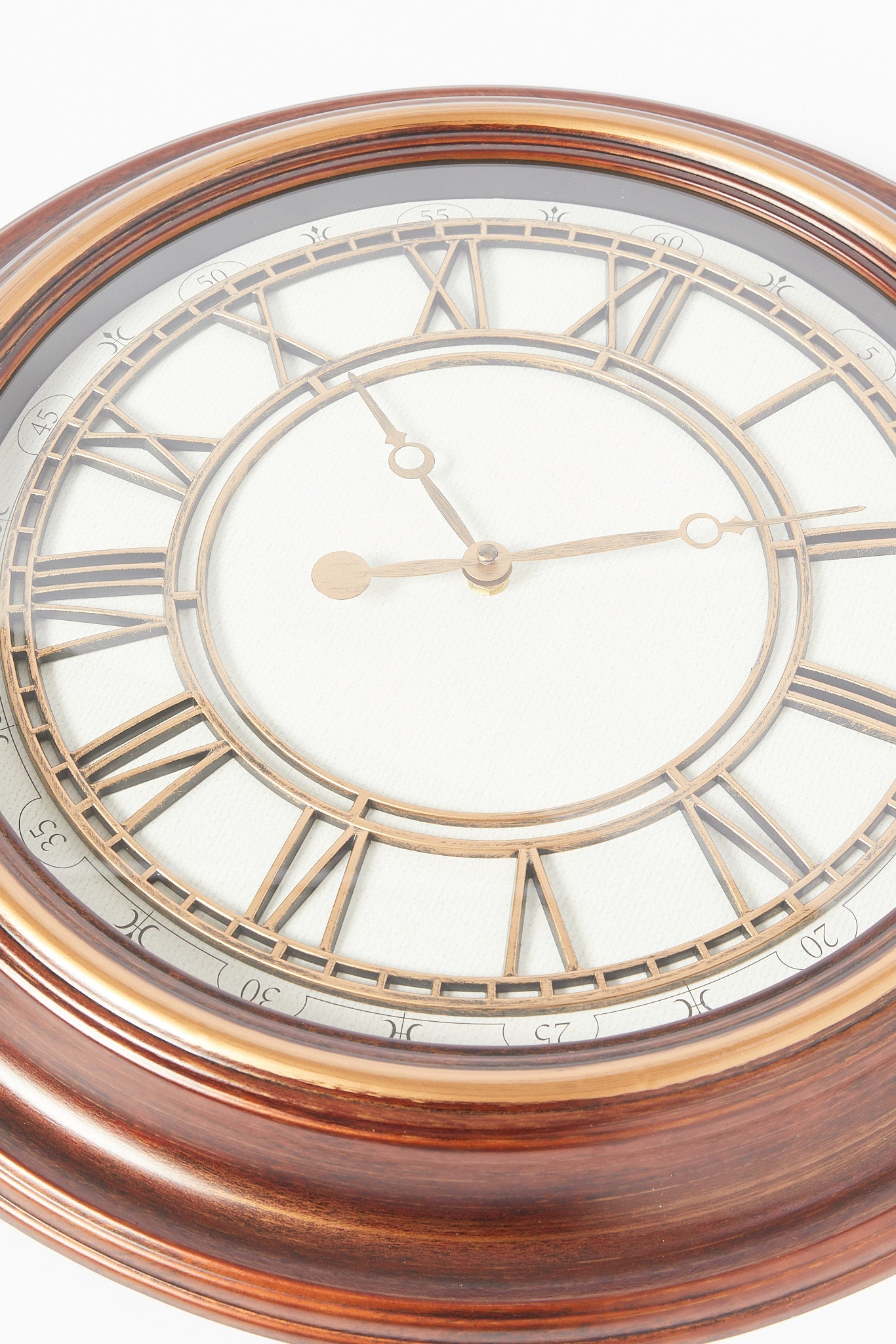 Redtag-Brown-Decorative-Wall-Clock-Category:Clocks,-Colour:Brown,-Deals:New-In,-Filter:Home-Decor,-HMW-HOM-Wall-Decor-&-Mirrors,-New-In-HMW-HOM,-Non-Sale,-S23A,-Section:Homewares-Home-Decor-