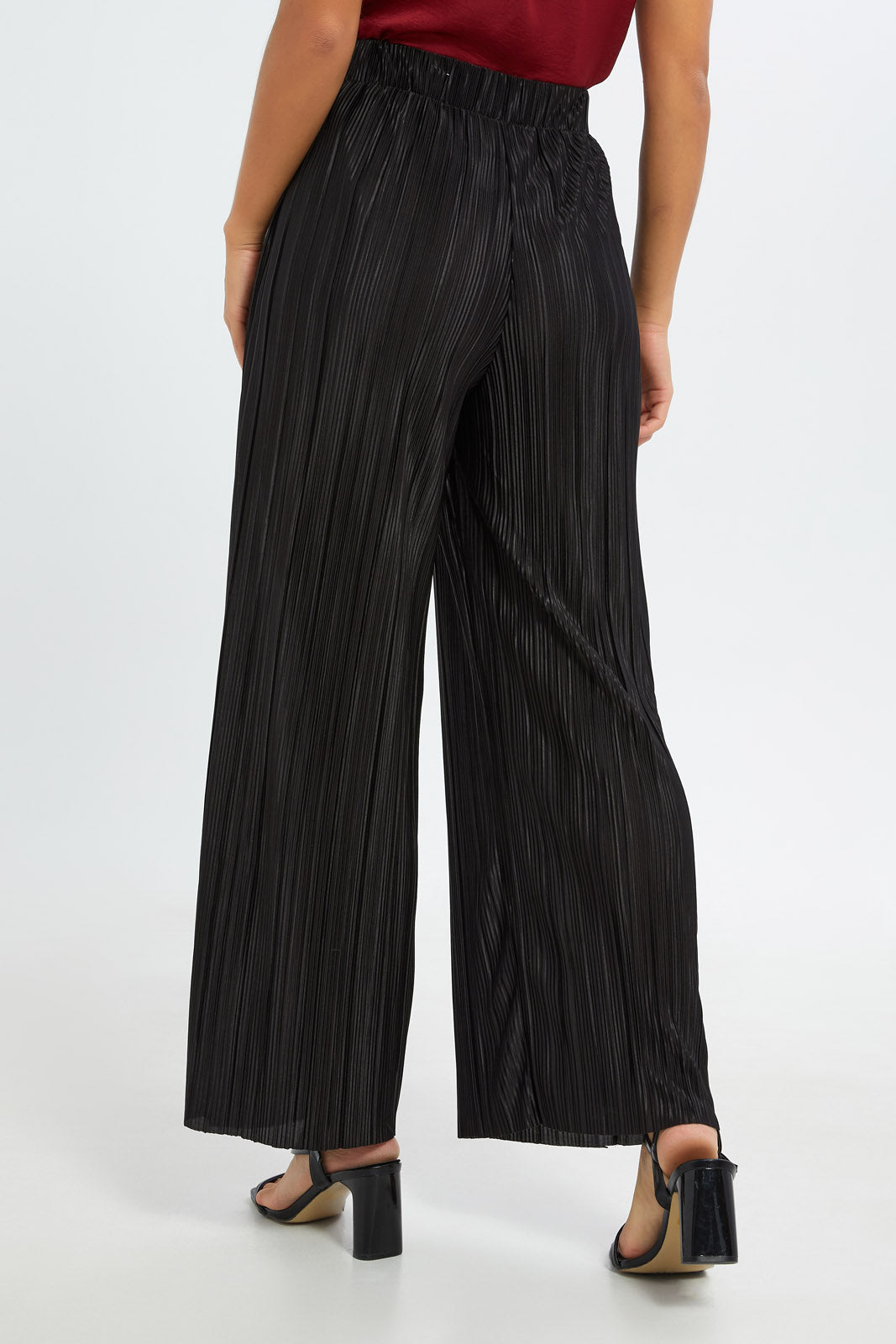 Redtag-Women-Black-Plisse-Wideleg-Trouser-Category:Trousers,-Colour:Black,-Deals:New-In,-Filter:Women's-Clothing,-H1:LWR,-H2:LAD,-H3:TRS,-H4:CTR,-New-In-Women-APL,-Non-Sale,-S23B,-Season:S23B,-Section:Women,-Women-Trousers-Women's-