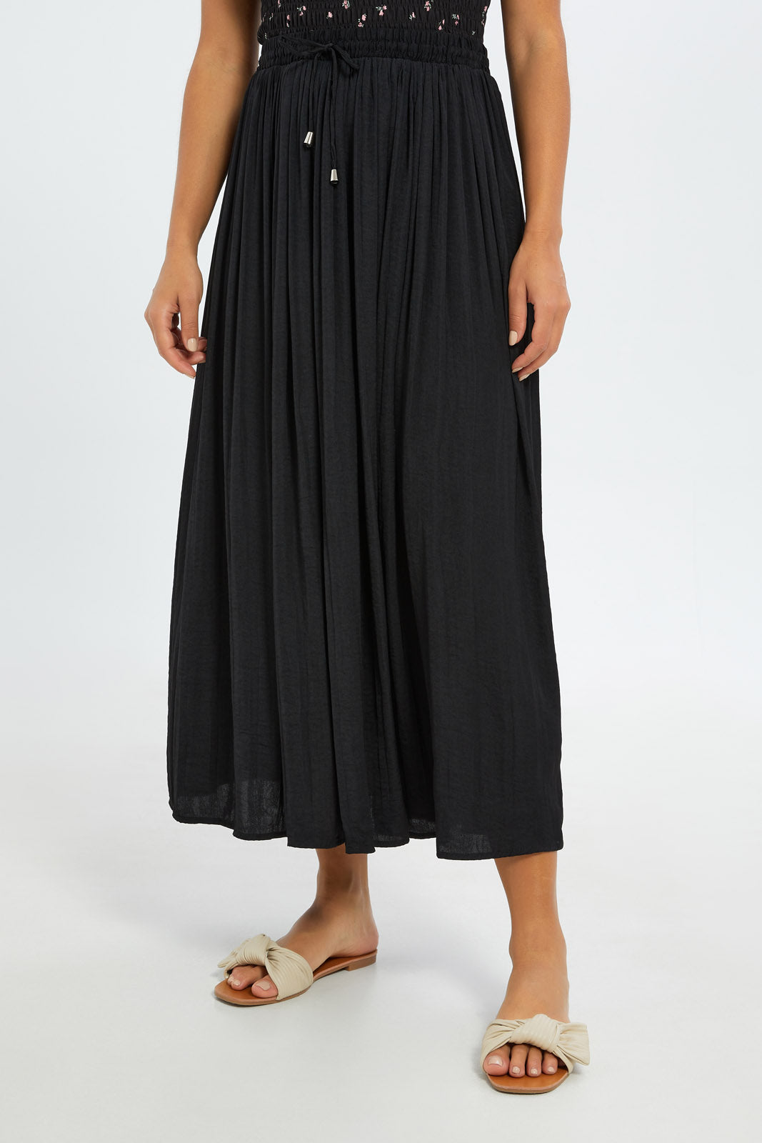 Redtag-Women-Black-Maxi-Skirt-Category:Skirts,-Colour:Black,-Deals:New-In,-Filter:Women's-Clothing,-H1:LWR,-H2:LAD,-H3:SKT,-H4:CAK,-New-In-Women-APL,-Non-Sale,-S23C,-Season:S23C,-Section:Women,-Women-Skirts-Women's-