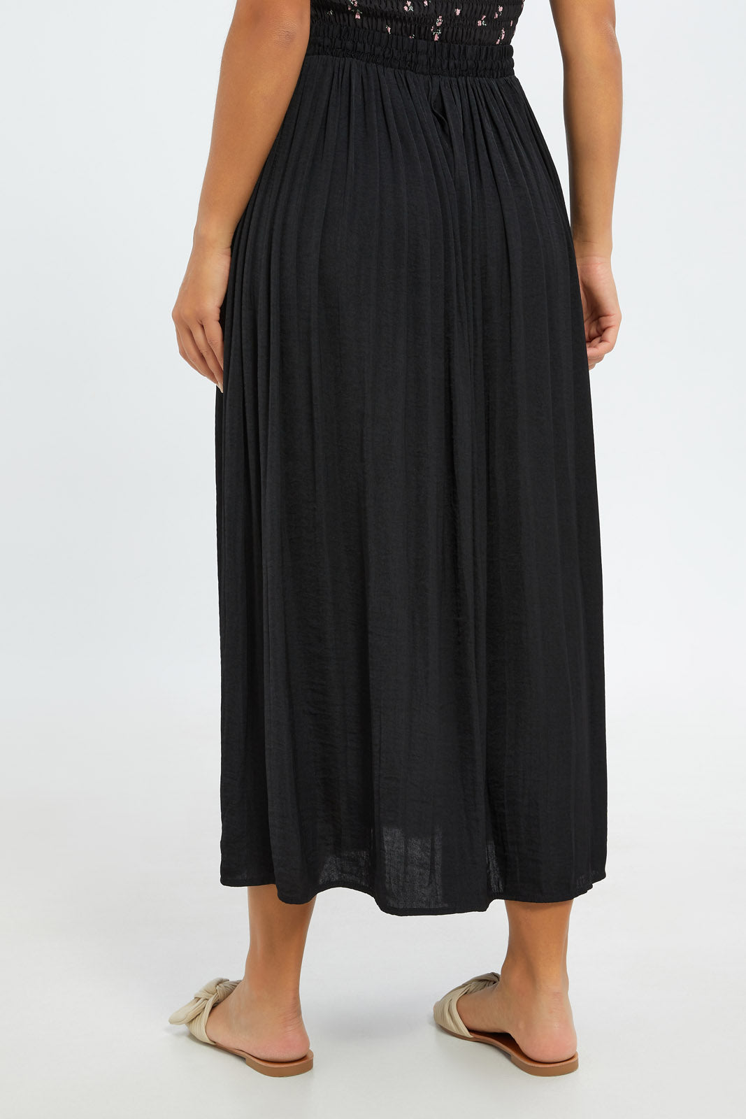 Redtag-Women-Black-Maxi-Skirt-Category:Skirts,-Colour:Black,-Deals:New-In,-Filter:Women's-Clothing,-H1:LWR,-H2:LAD,-H3:SKT,-H4:CAK,-New-In-Women-APL,-Non-Sale,-S23C,-Season:S23C,-Section:Women,-Women-Skirts-Women's-