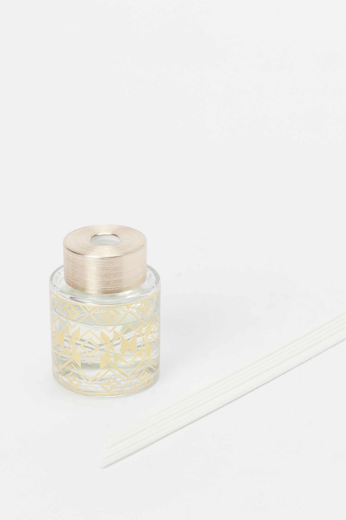 Redtag-Pink-Diffuser-With-Reed-80Ml((Gold-Decal)-Category:Candles,-Colour:Pink,-Deals:New-In,-Filter:Home-Decor,-H1:HMW,-H2:HOM,-H3:CNF,-H4:DIF,-HMW-HOM-Candle-&-Fragrances,-New-In-HMW-HOM,-Non-Sale,-Promo:STELLA,-S23C,-Season:S23C,-Section:Homewares,-Style:DIFFUSER-Home-Decor-