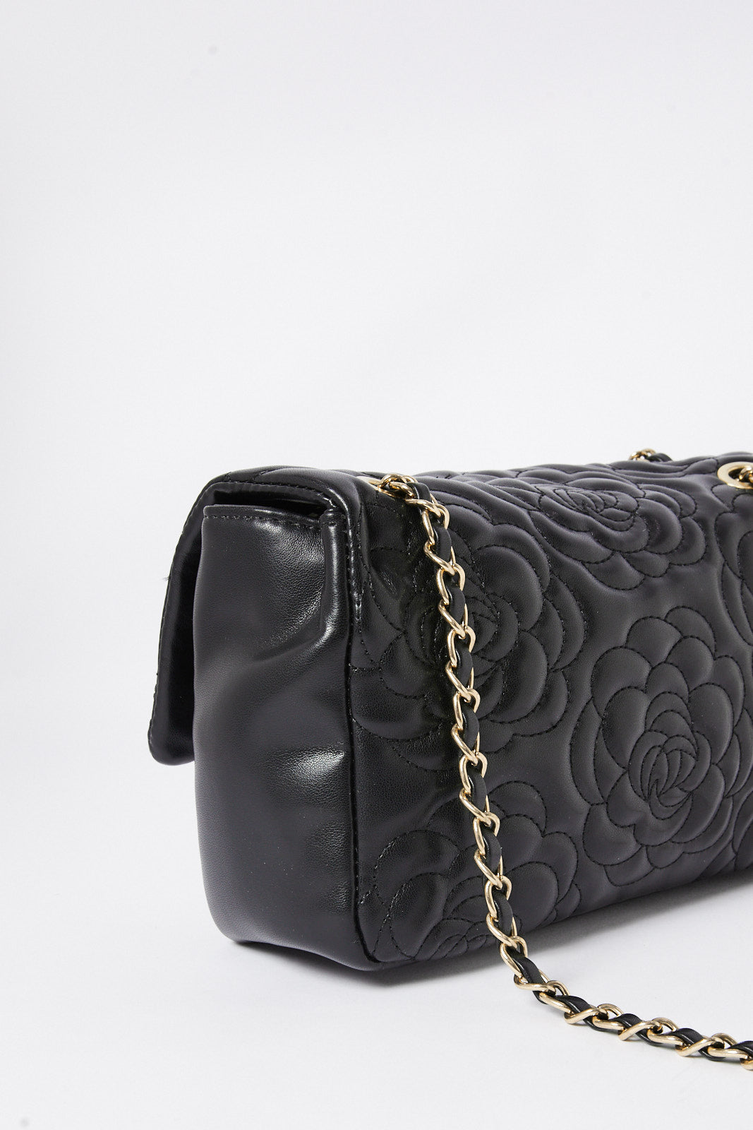 Redtag-Black-Floral-Quliting-Crossbody-Bag-Category:Bags,-Colour:Black,-Filter:Women's-Accessories,-H1:ACC,-H2:LAD,-H3:LAB,-H4:HBG,-New-In,-New-In-Women-ACC,-Non-Sale,-S23B,-Season:S23B,-Section:Women,-Women-Bags-Women-