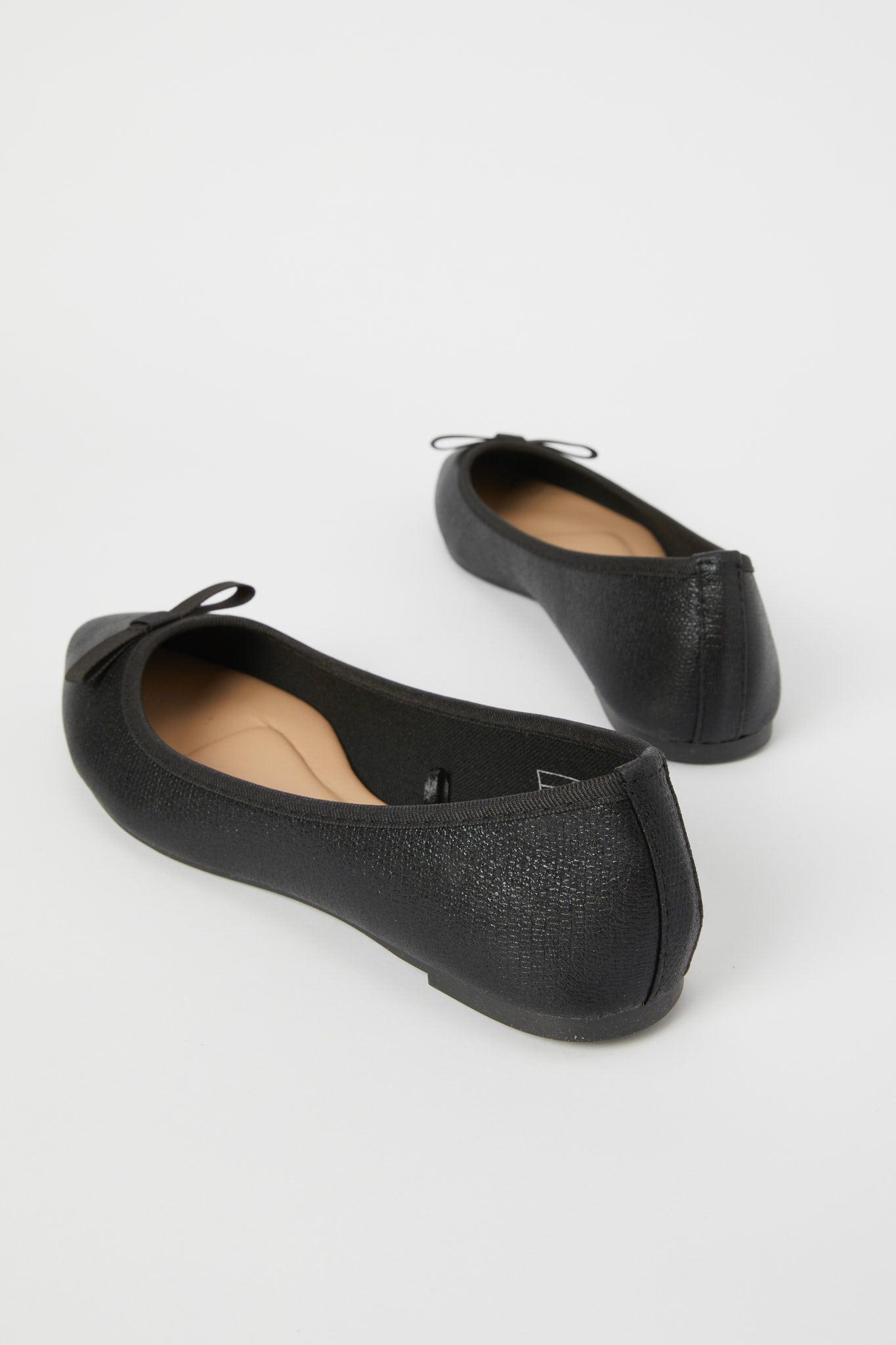 Redtag-Black-Bow-Trim-Ballerina-Category:Shoes,-Colour:Black,-Deals:New-In,-Filter:Women's-Footwear,-H1:FOO,-H2:LAD,-H3:SHO,-H4:CAH,-N/A,-New-In-Women-FOO,-Non-Sale,-S23C,-Season:S23C,-Section:Women,-Women-Shoes-Women's-