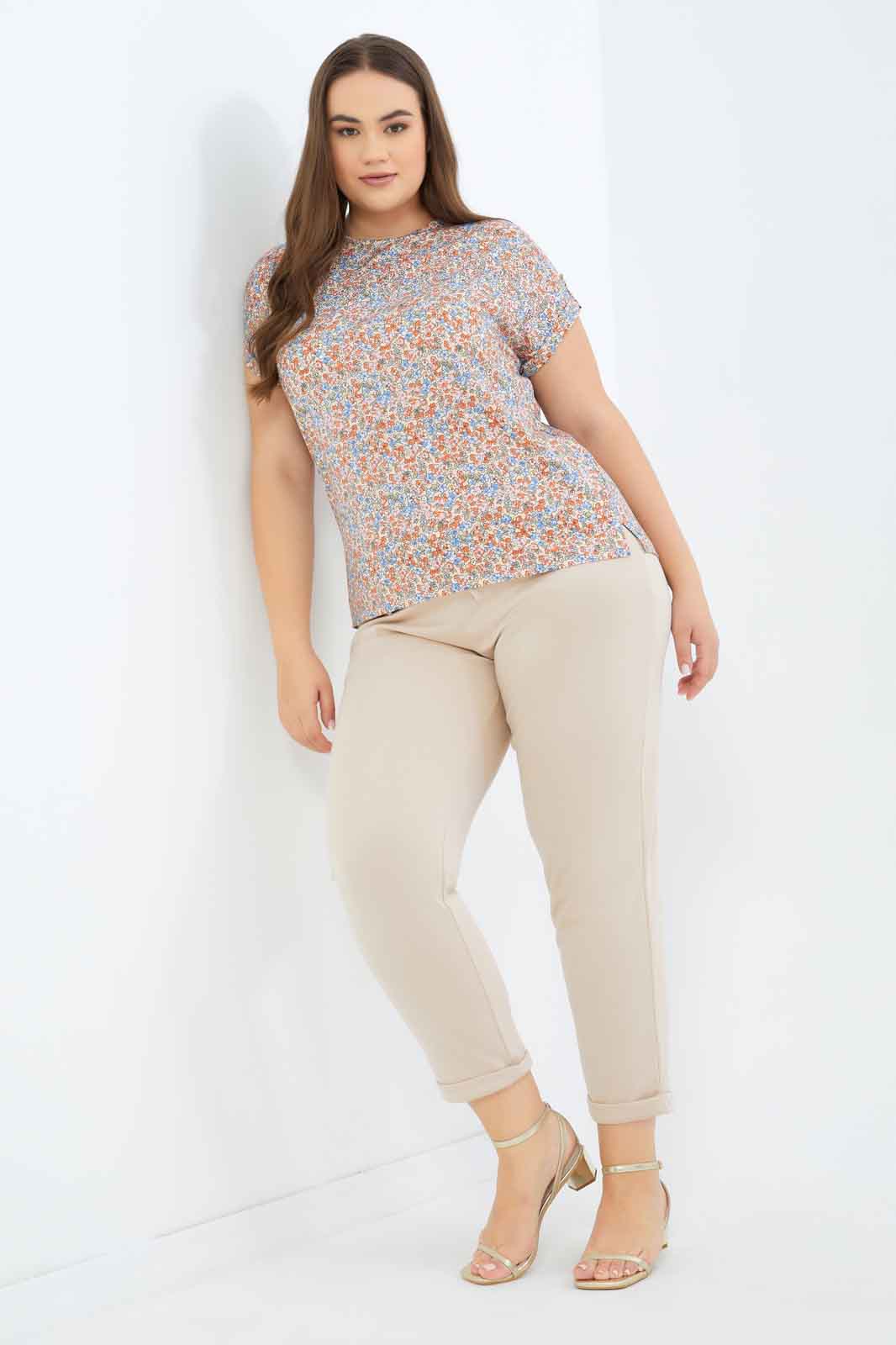 Women Peach Ditsy Floral Printed Drop Shoulder Top