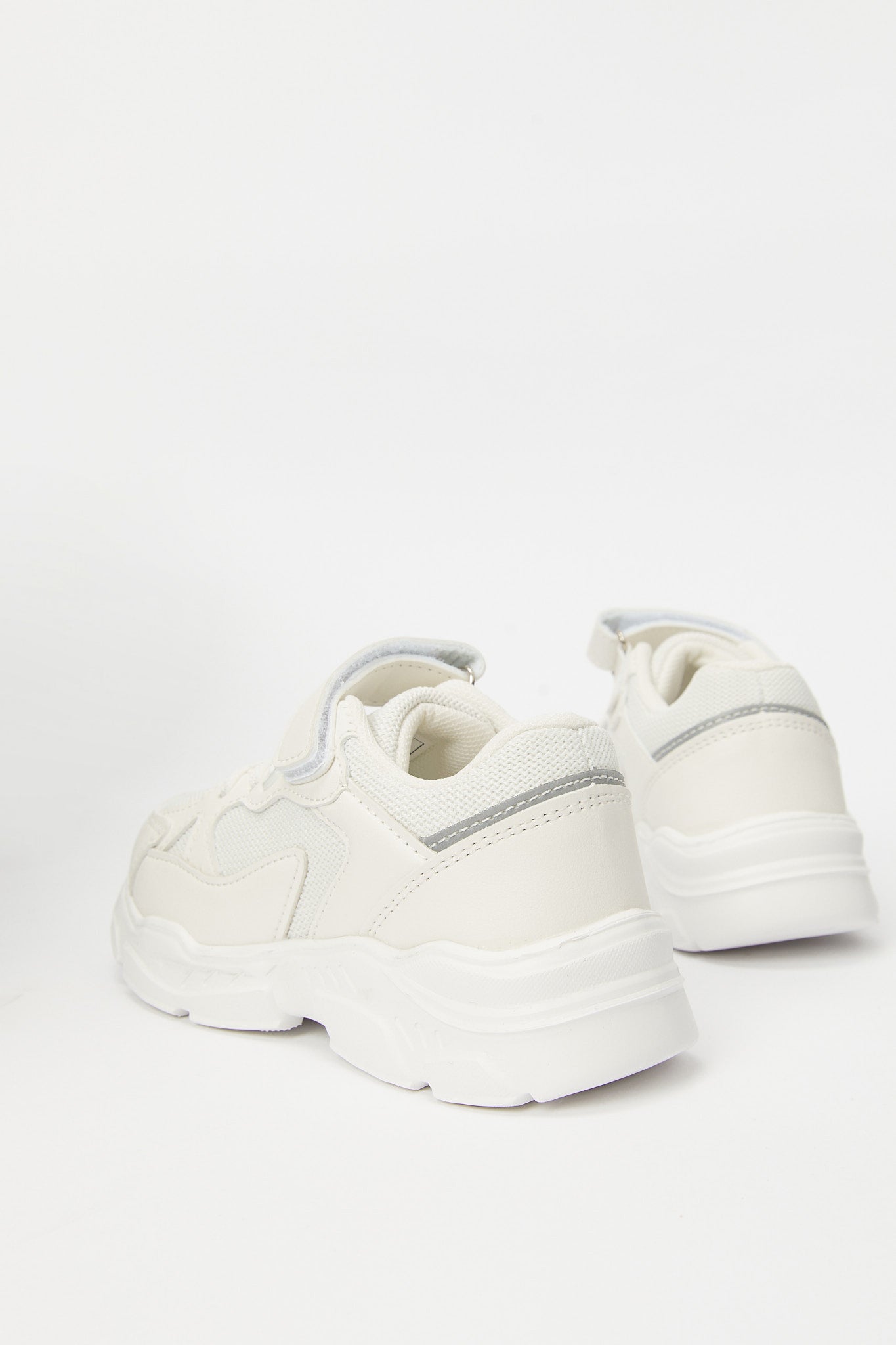 Redtag-White-Material-Block-Chunky-Sneaker-BOY-Trainers,-Category:Trainers,-Colour:White,-Deals:New-In,-Filter:Boys-Footwear-(3-to-5-Yrs),-H1:FOO,-H2:BOY,-H3:TRN,-H4:CLT,-N/A,-New-In-BOY-FOO,-Non-Sale,-S23B,-Season:S23B,-Section:Boys-(0-to-14Yrs)-Boys-3 to 5 Years