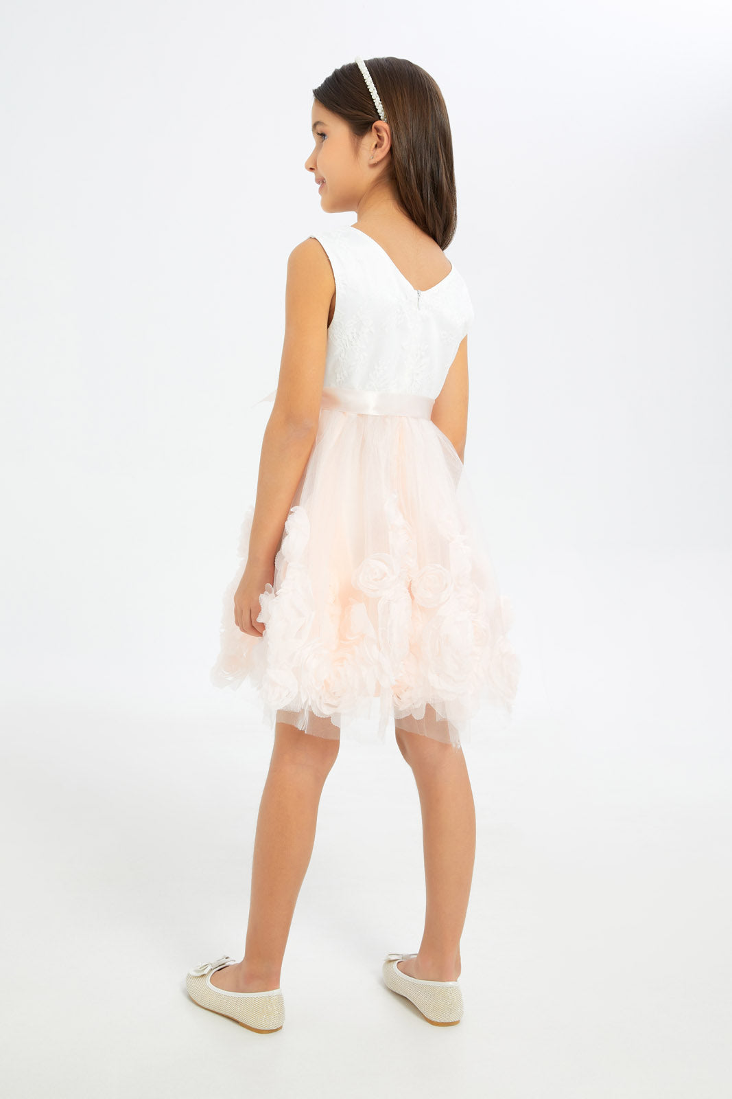 Redtag-Girls-White-Lace-Sleeveless-Dress-With-3D-Flower-Category:Dresses,-Colour:White,-Deals:New-In,-Filter:Girls-(2-to-8-Yrs),-GIR-Dresses,-H1:KWR,-H2:GIR,-H3:DRS,-H4:CAD,-New-In-GIR-APL,-Non-Sale,-RMD,-S23C,-Season:S23C,-Section:Girls-(0-to-14Yrs)-Girls-2 to 8 Years