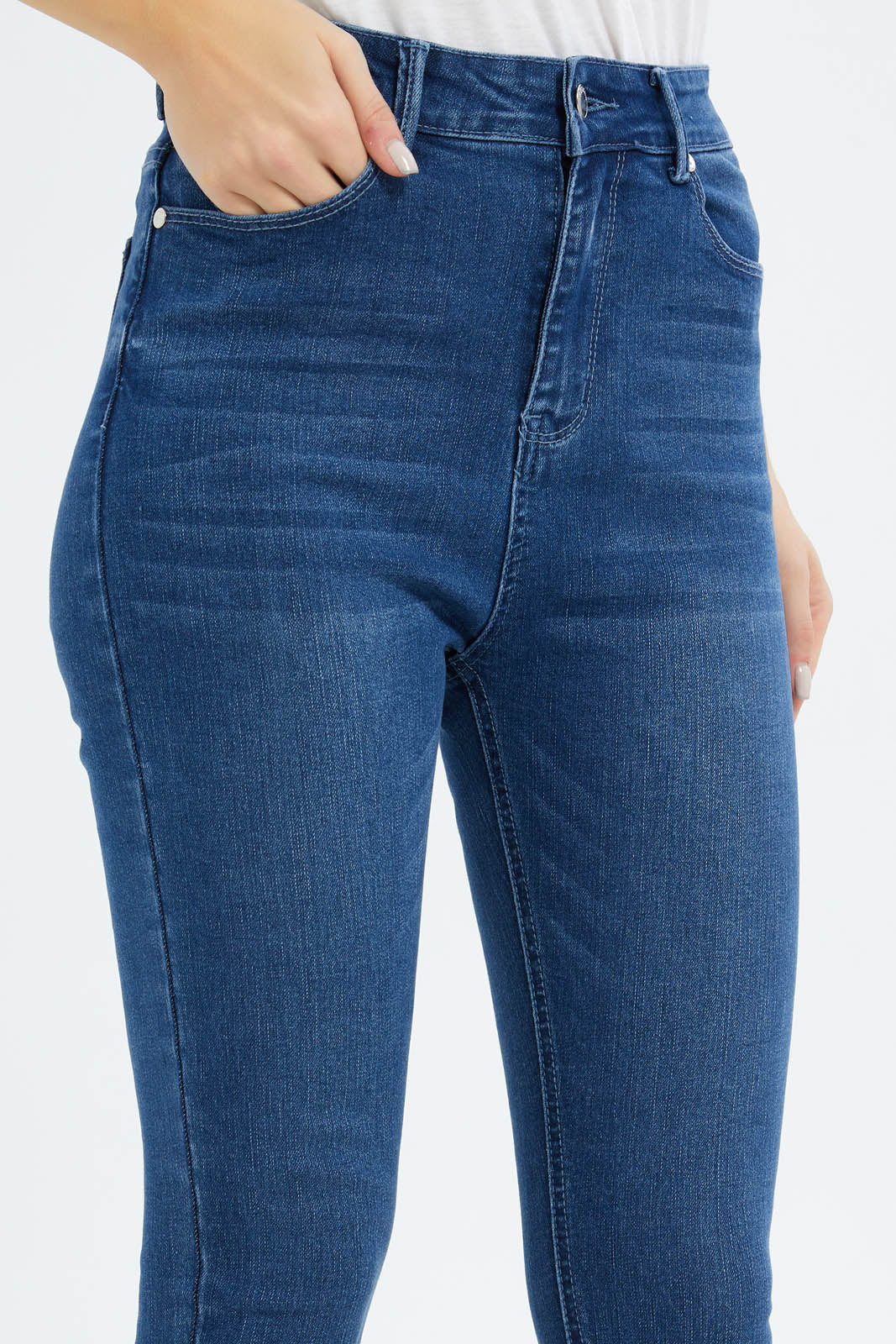 Redtag-Women-Medium-Wash-High-Waist-Skinny-Jeans-Category:Jeans,-Colour:Indigo,-Deals:New-In,-Filter:Women's-Clothing,-FIT-WALL-(FTW),-New-In-Women-APL,-Non-Sale,-S23C,-Section:Women,-Women-Jeans-Women's-
