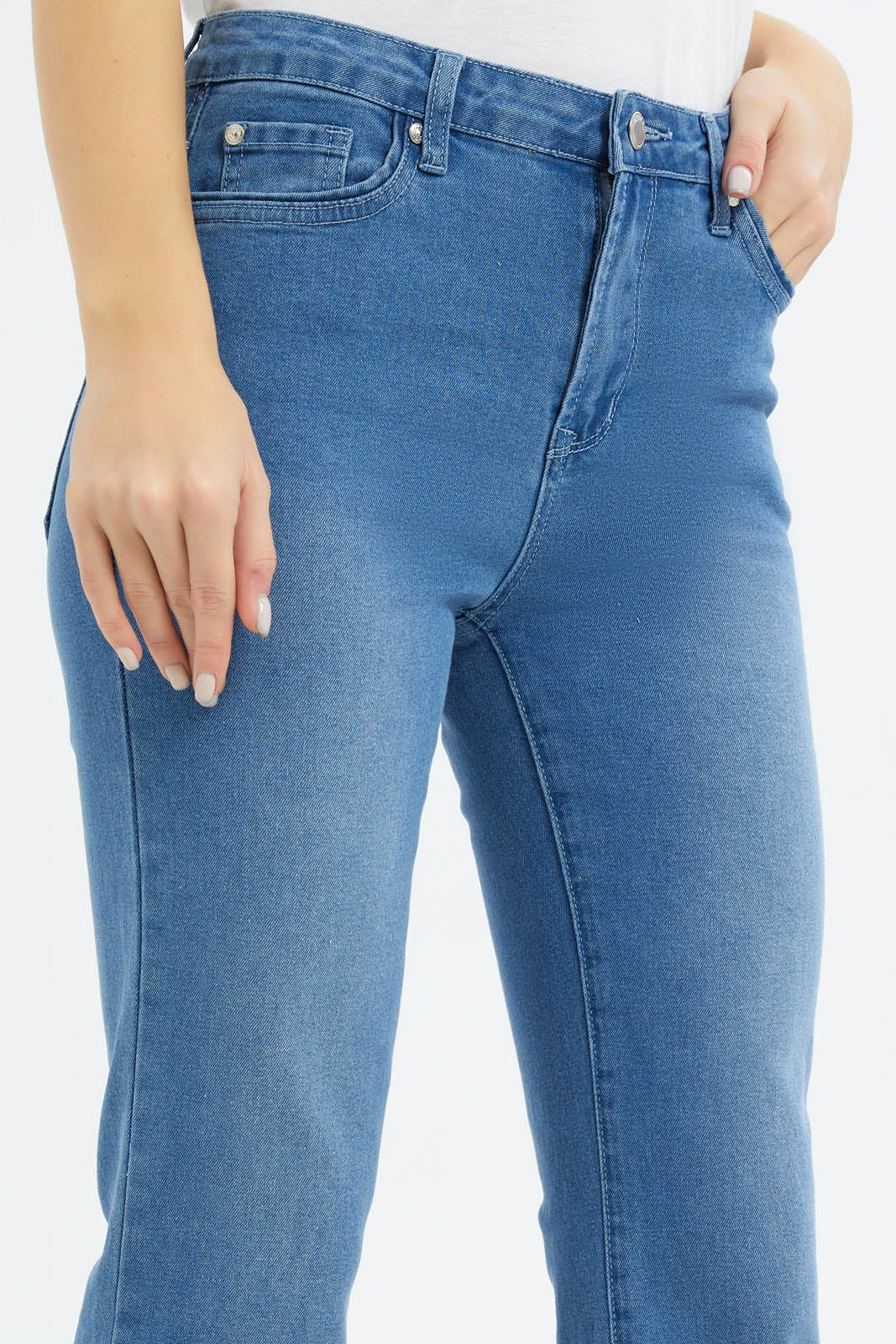 Redtag-Women-Light-Wash-High-Waist-Fit-And-Flare-Jeans-Category:Jeans,-Colour:Light-Wash,-Deals:New-In,-Filter:Women's-Clothing,-FIT-WALL-(FTW),-New-In-Women-APL,-Non-Sale,-S23C,-Section:Women,-Women-Jeans-Women's-